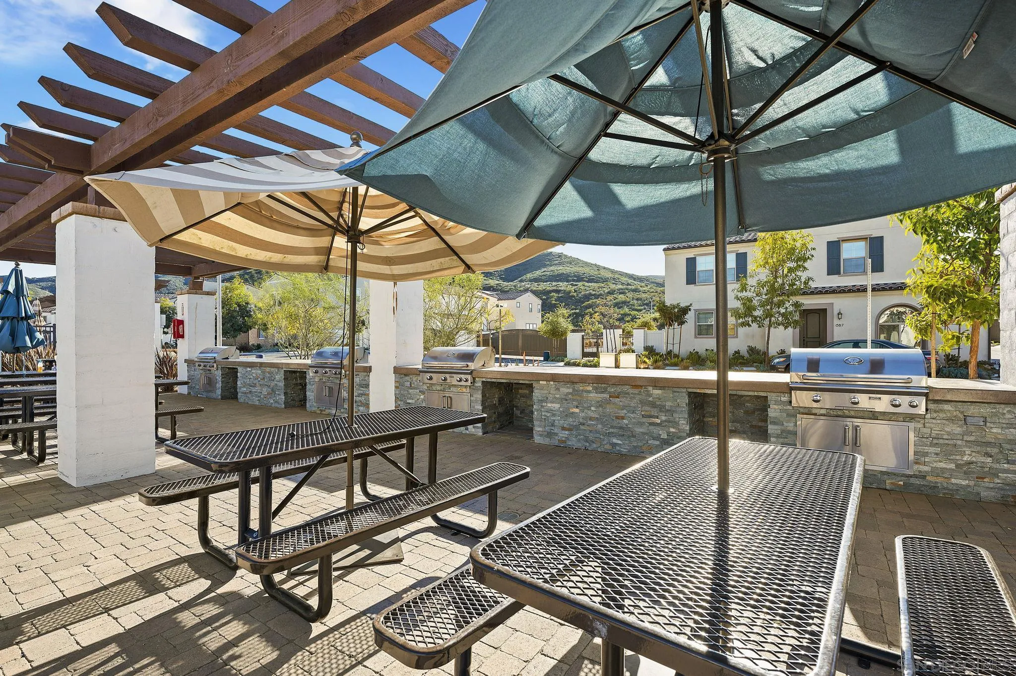 Photo #37: 260019205 Listing: Photo #37