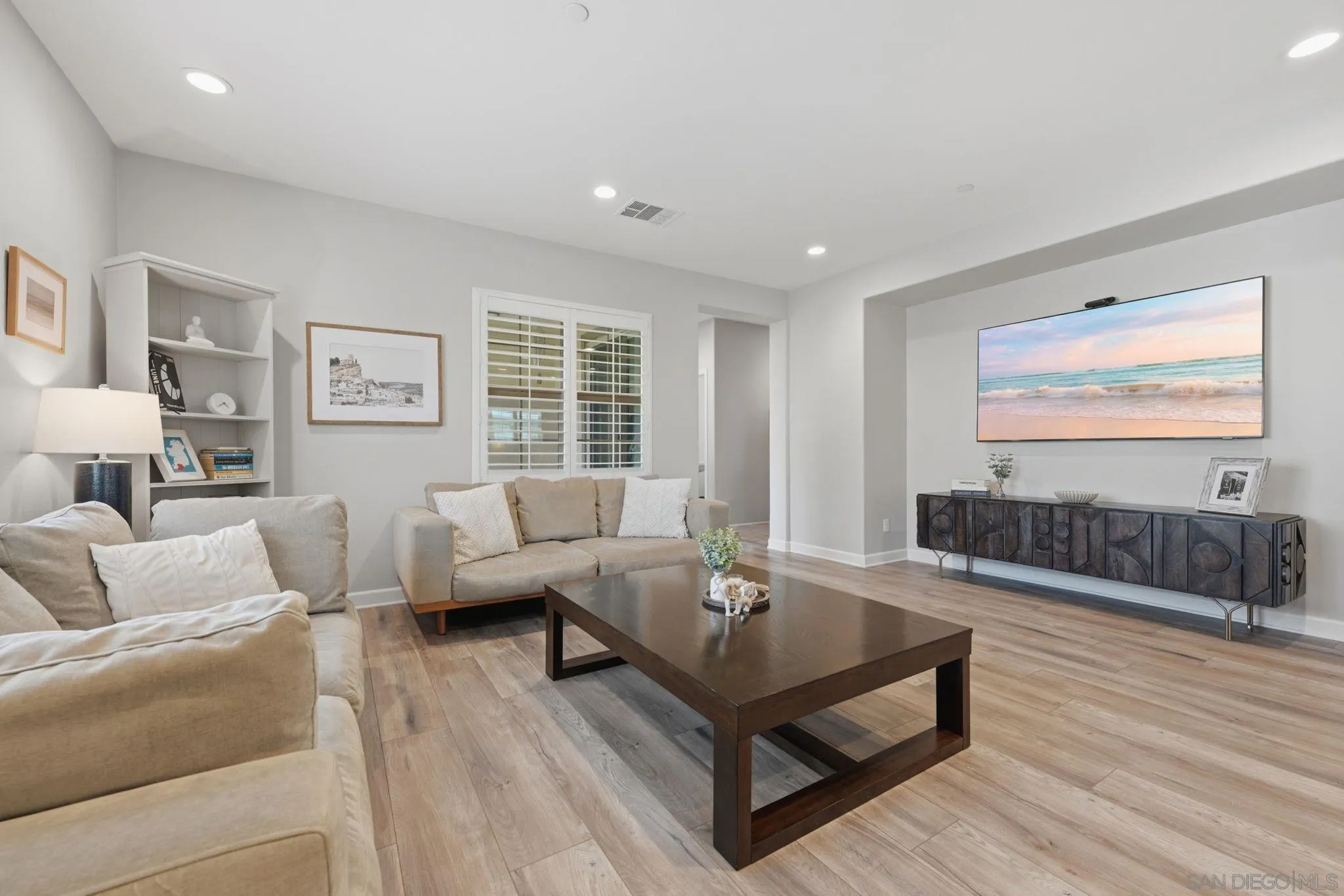 Photo #12: 260019205 Listing: Photo #12