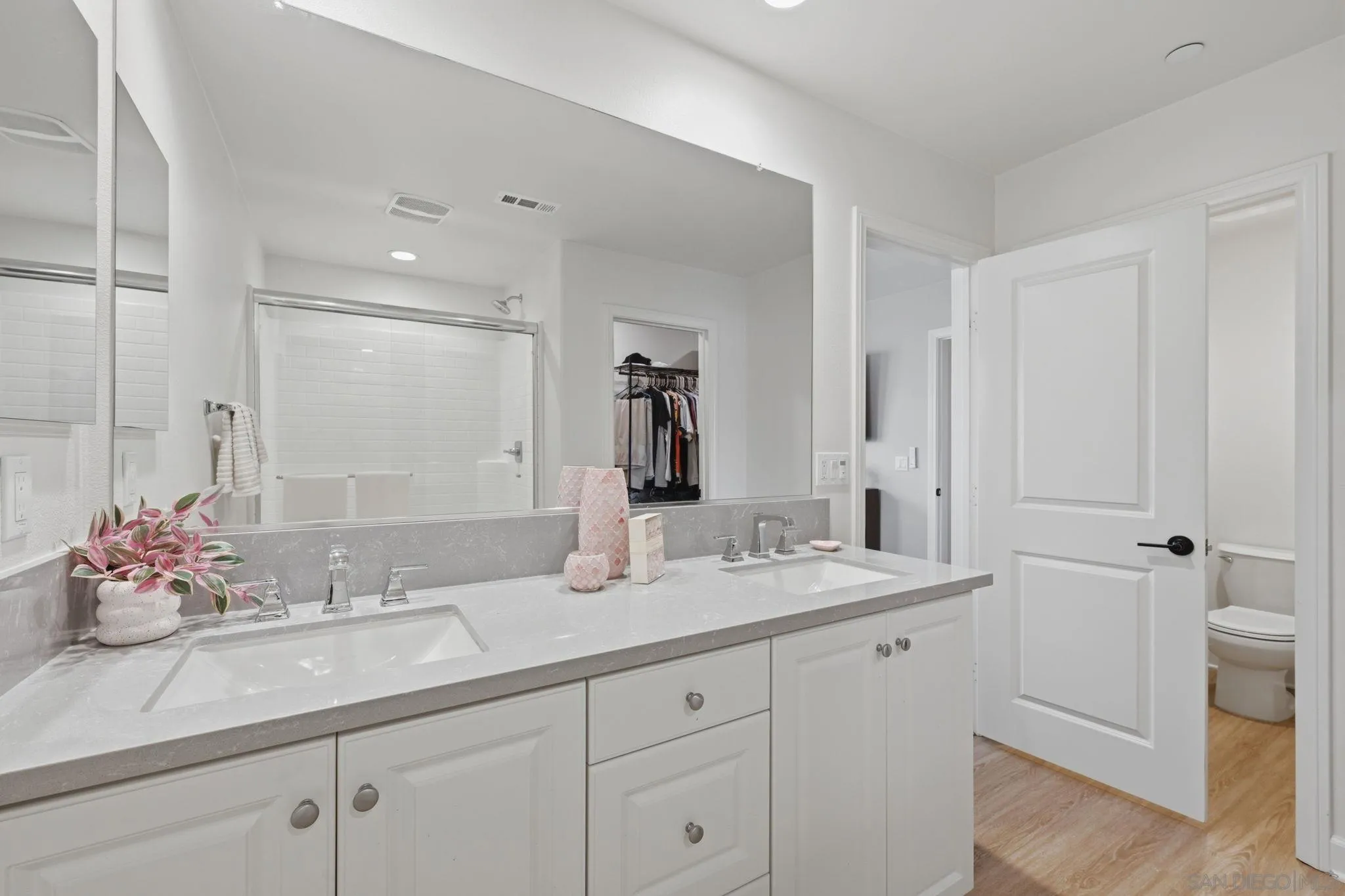 Photo #21: 260019205 Listing: Photo #21