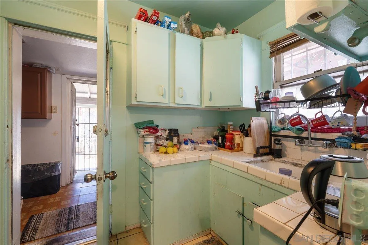 https://cdn.realtyfeed.com/cdn/127/260019206/0ec0a4e68f56a60e0c49b4406ab56afb.webp
