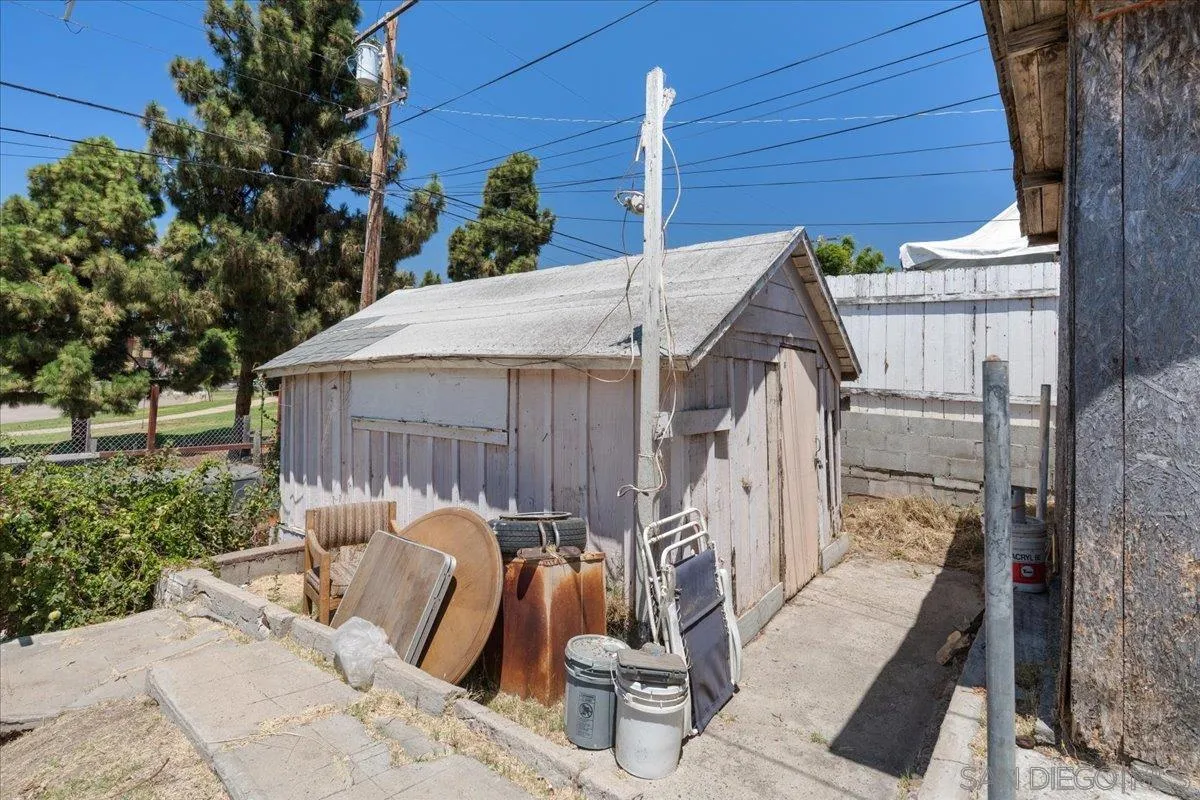 https://cdn.realtyfeed.com/cdn/127/260019206/4e0631d848e6b7a0d9950808a2ac006a.webp