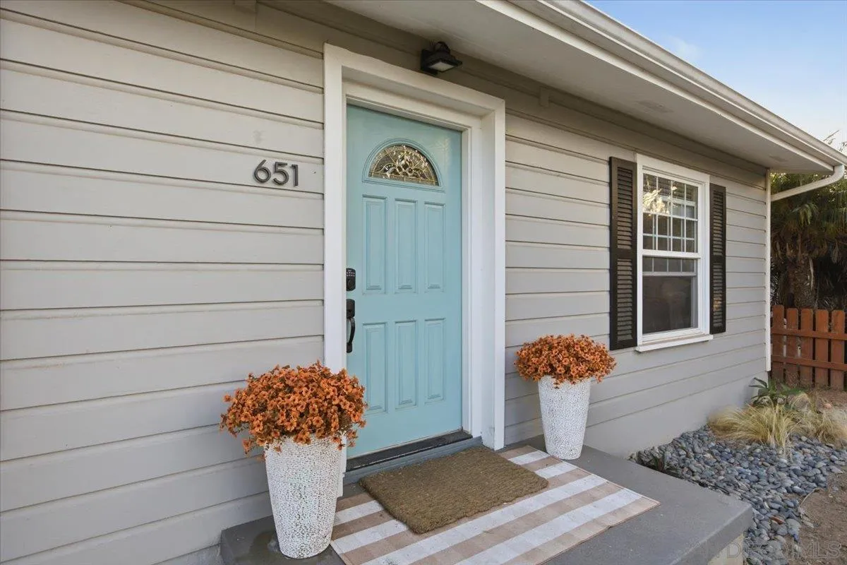 https://cdn.realtyfeed.com/cdn/127/260019209/72224f60ac155d834b9acbb41f3d9daf.webp