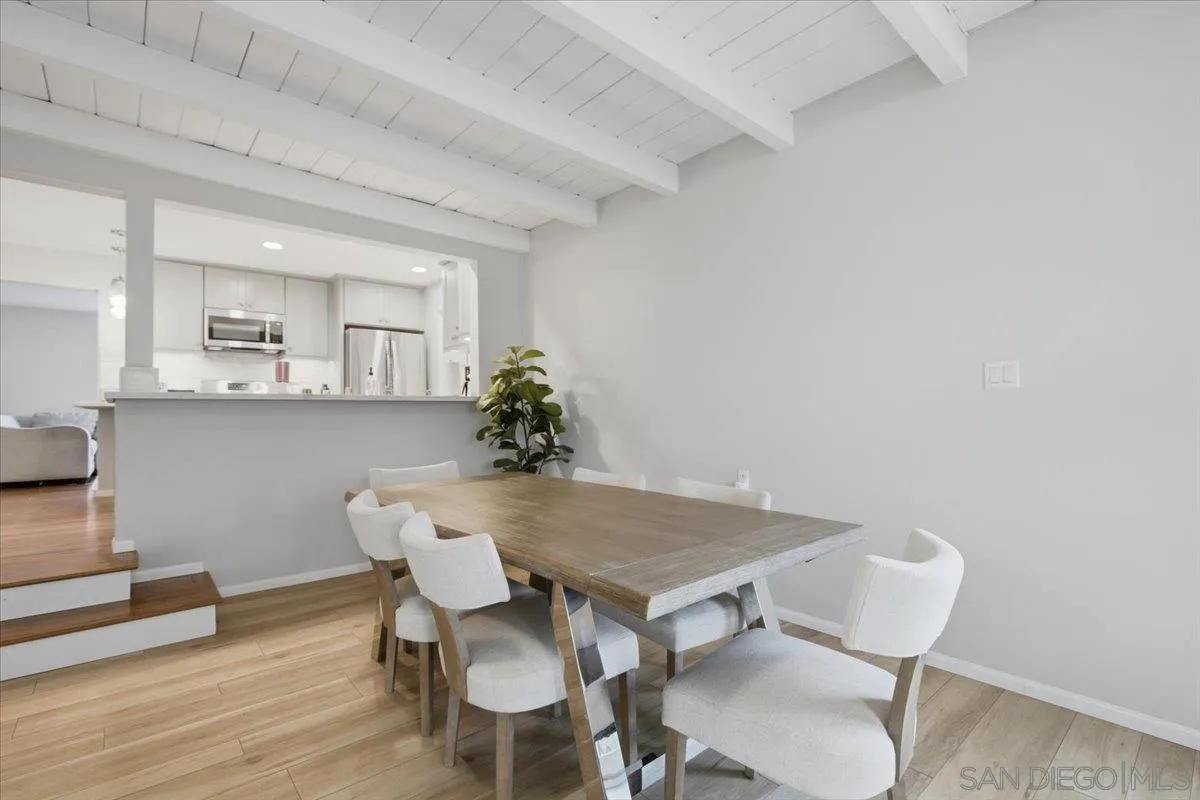 https://cdn.realtyfeed.com/cdn/127/260019209/9130d332c2b5bda75714ca65f3484b5d.webp
