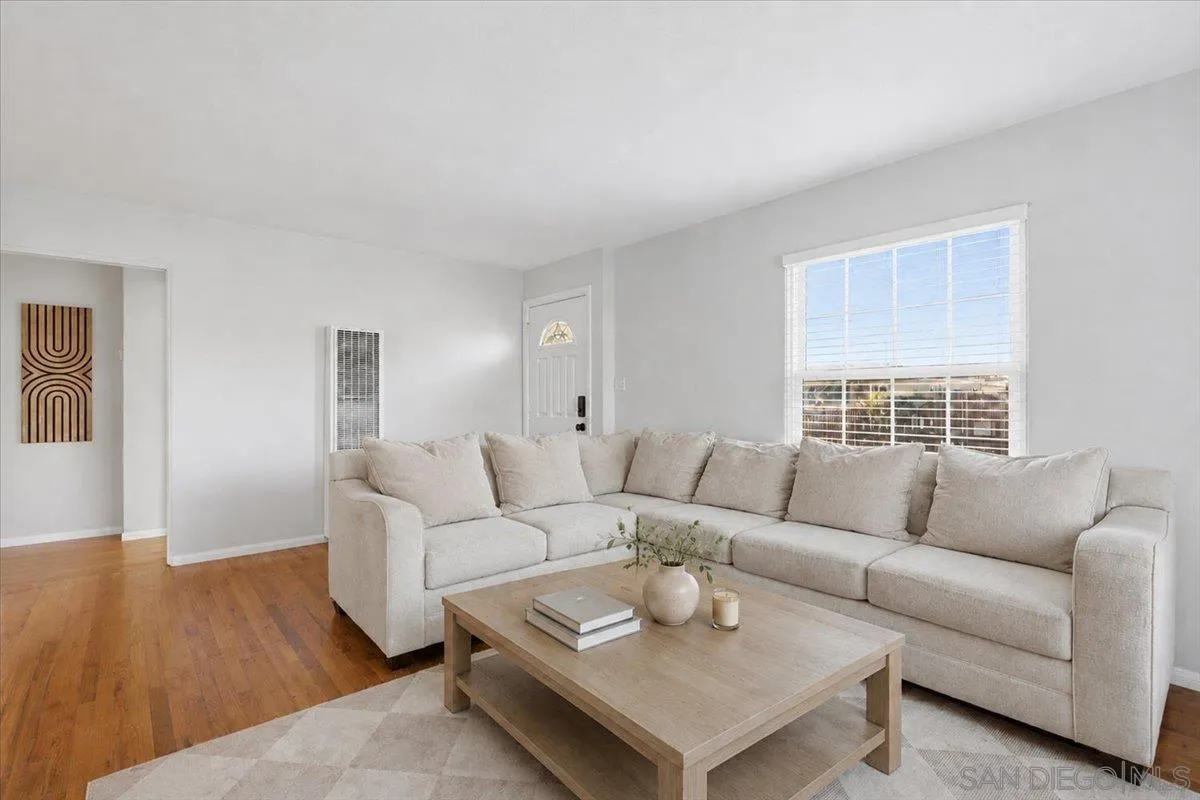 https://cdn.realtyfeed.com/cdn/127/260019209/db73acff0f973547f800e024863cf9ce.webp