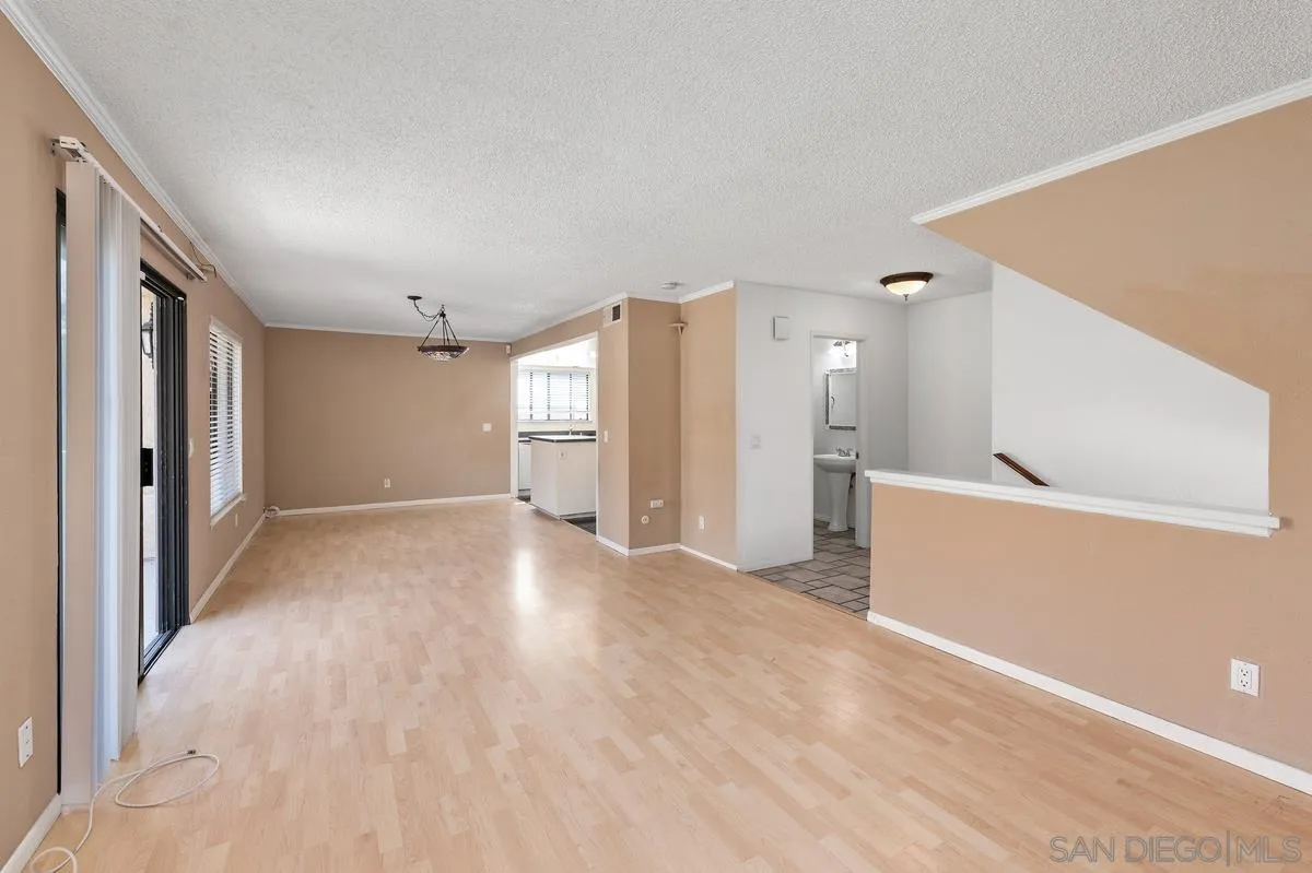 9983 Paseo Montril Dr., San Diego, CA 92129 - Photo 5 of 25, San Diego, CA