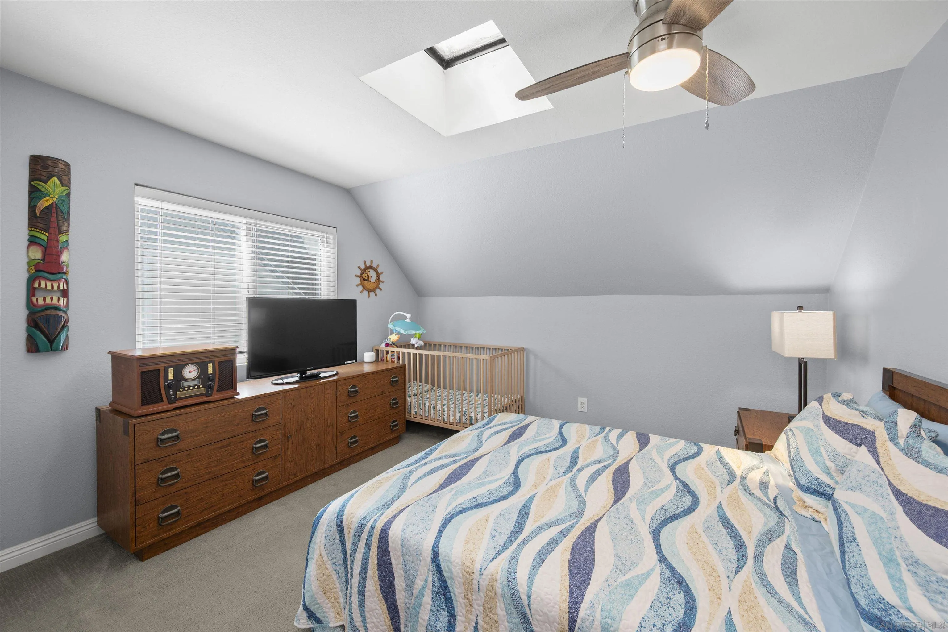 https://cdn.realtyfeed.com/cdn/127/260019211/061a1a1b33e962b8151df63ade19c1b2.webp