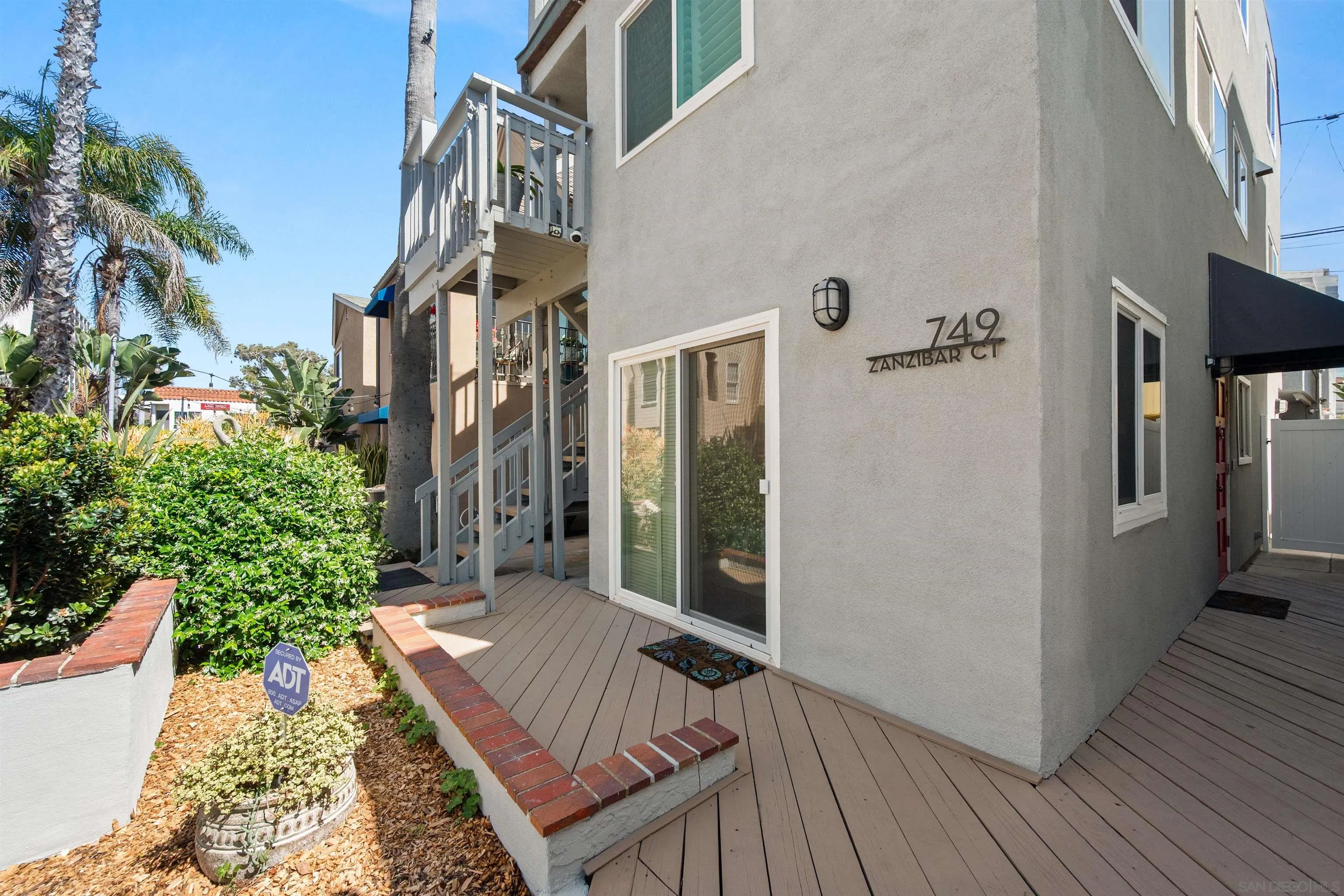https://cdn.realtyfeed.com/cdn/127/260019211/1e72ea639ab0d485b6801403866df662.webp