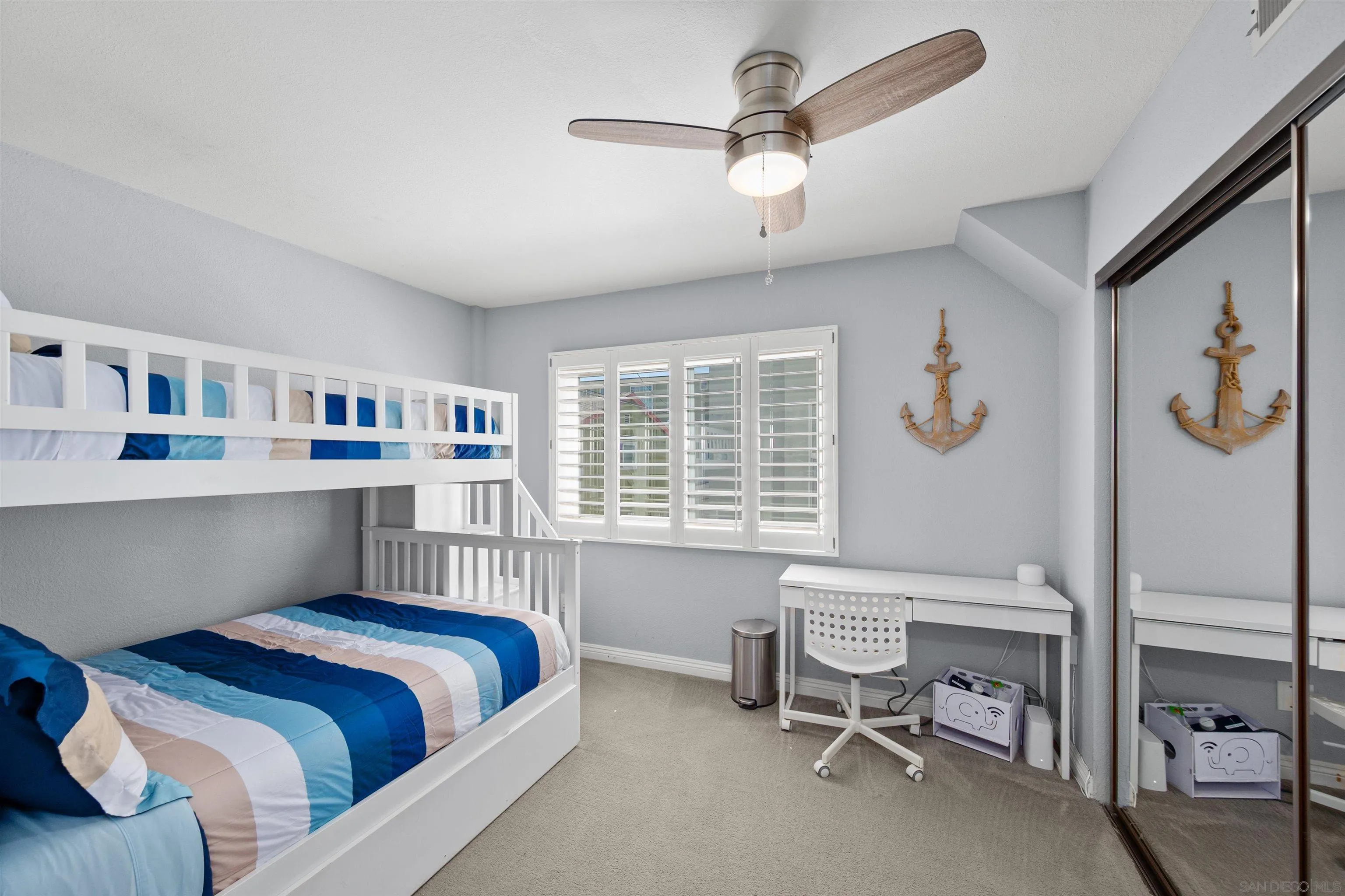 https://cdn.realtyfeed.com/cdn/127/260019211/bb613996ae969a653a887298749f9265.webp