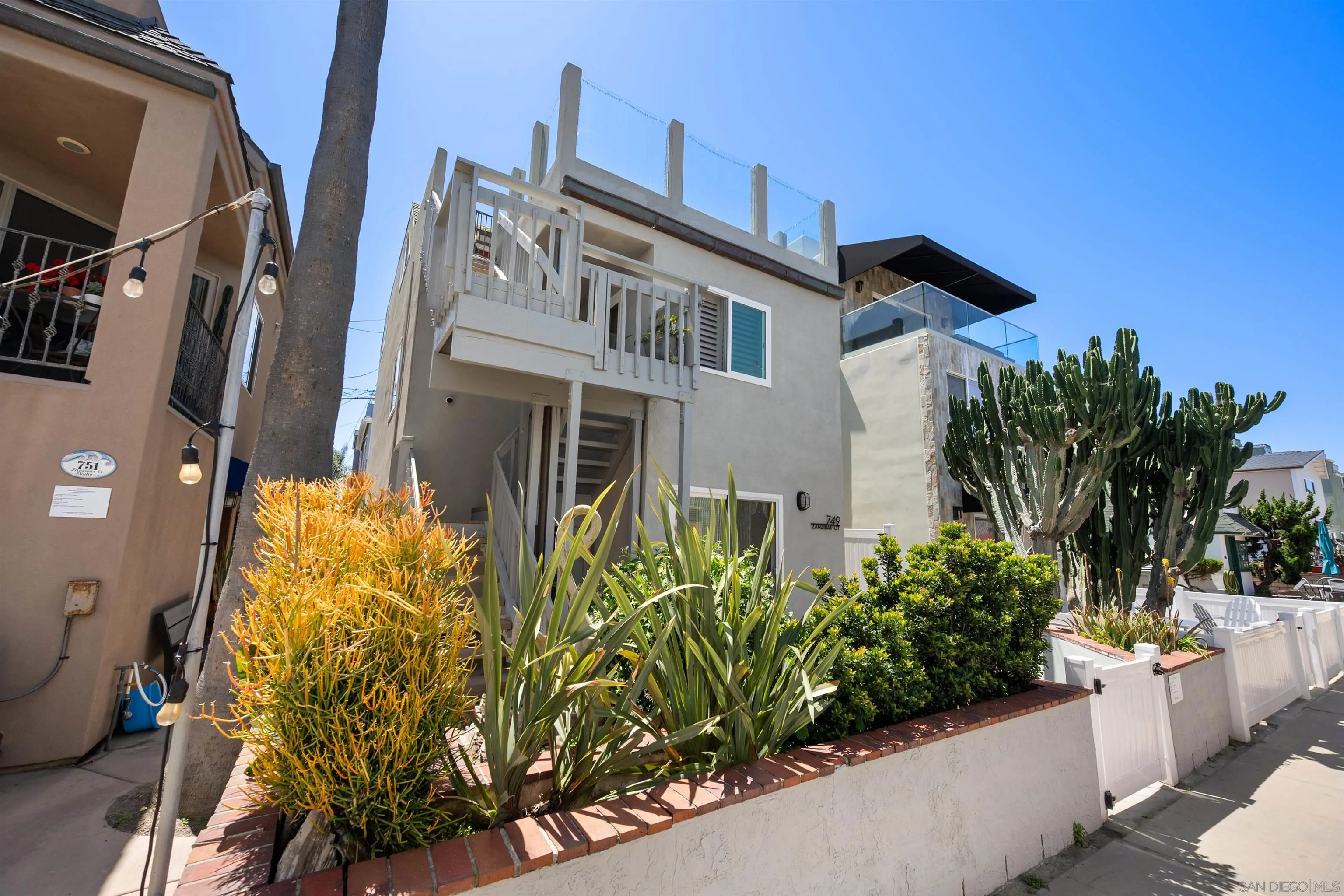https://cdn.realtyfeed.com/cdn/127/260019211/d95b00996fd78dcc83636e5478af6ad7.webp