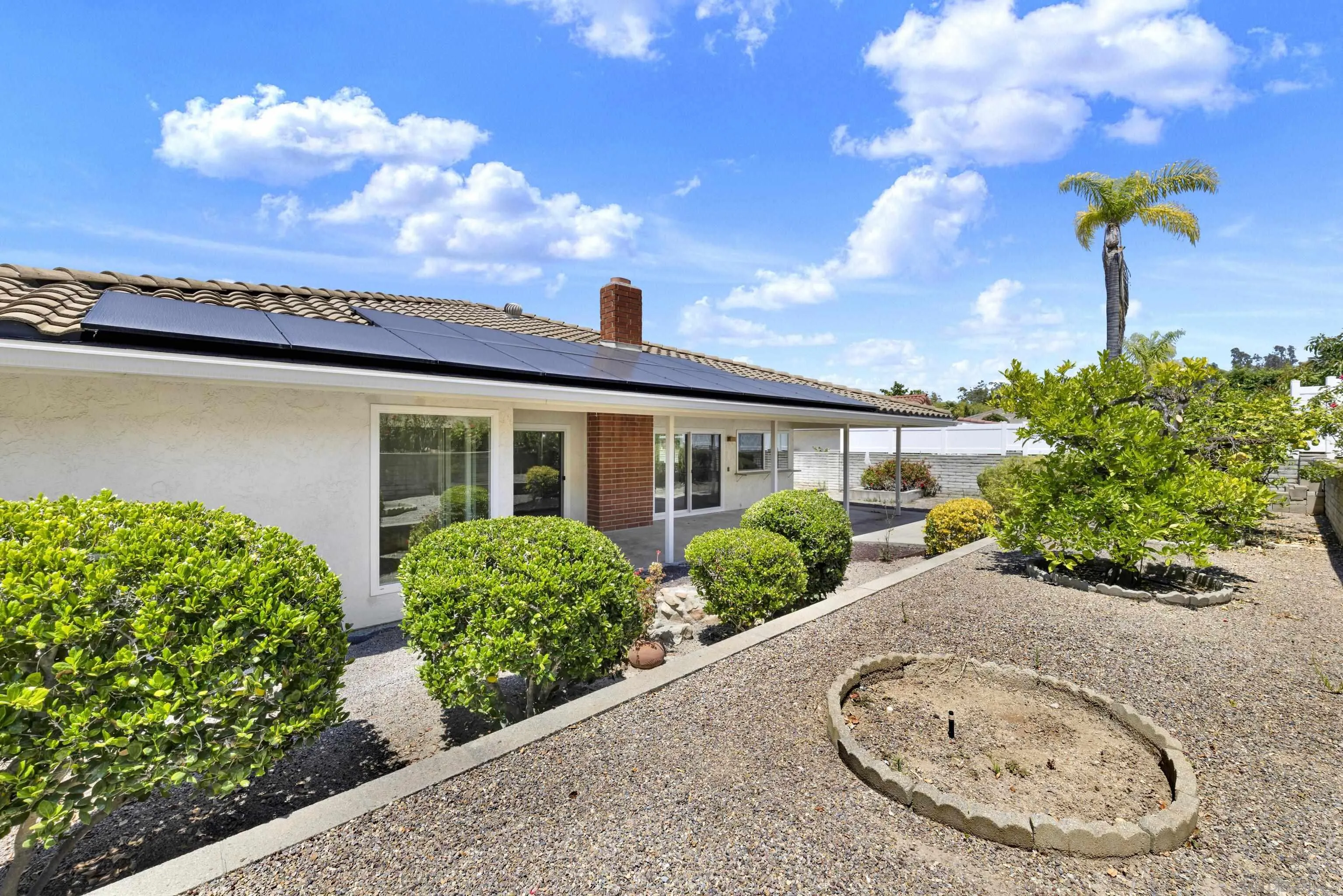 https://cdn.realtyfeed.com/cdn/127/260019212/4ddab1c11c9c488f24960e90e3acf3f9.webp