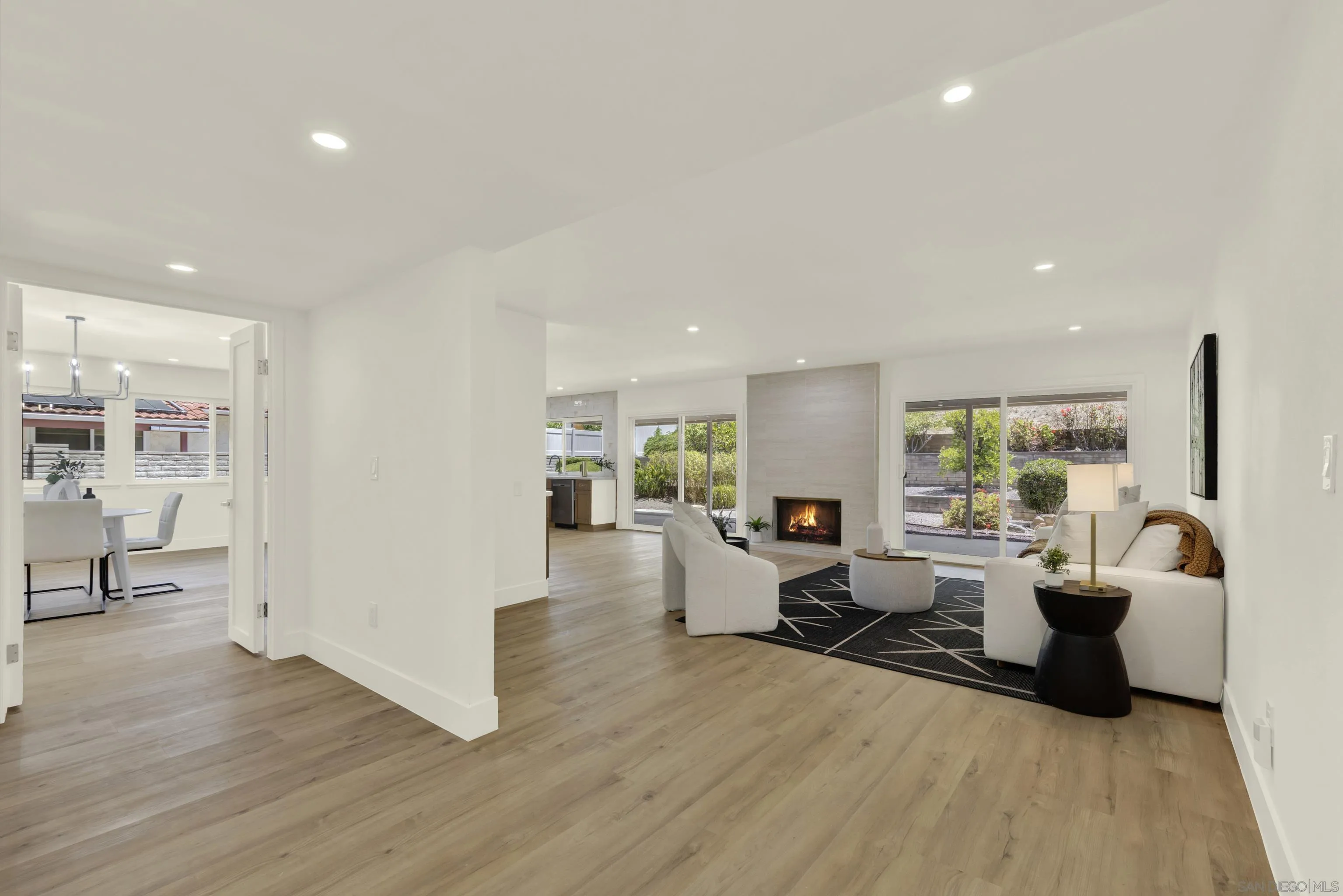 https://cdn.realtyfeed.com/cdn/127/260019212/b150f71bf6b09a7fa9018c786802bdde.webp