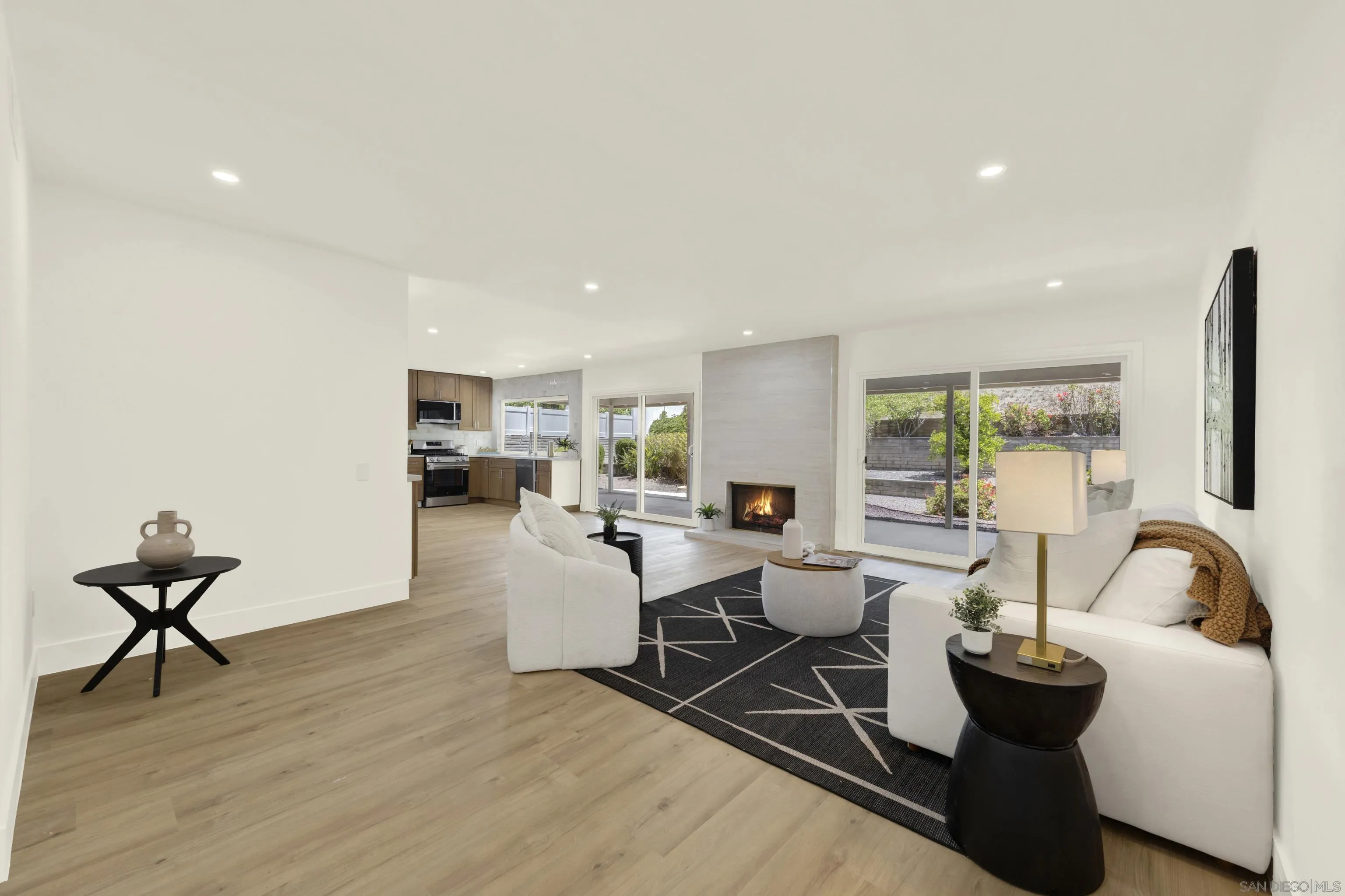 https://cdn.realtyfeed.com/cdn/127/260019212/d57480ec5a85d15d8e416936e6348156.webp