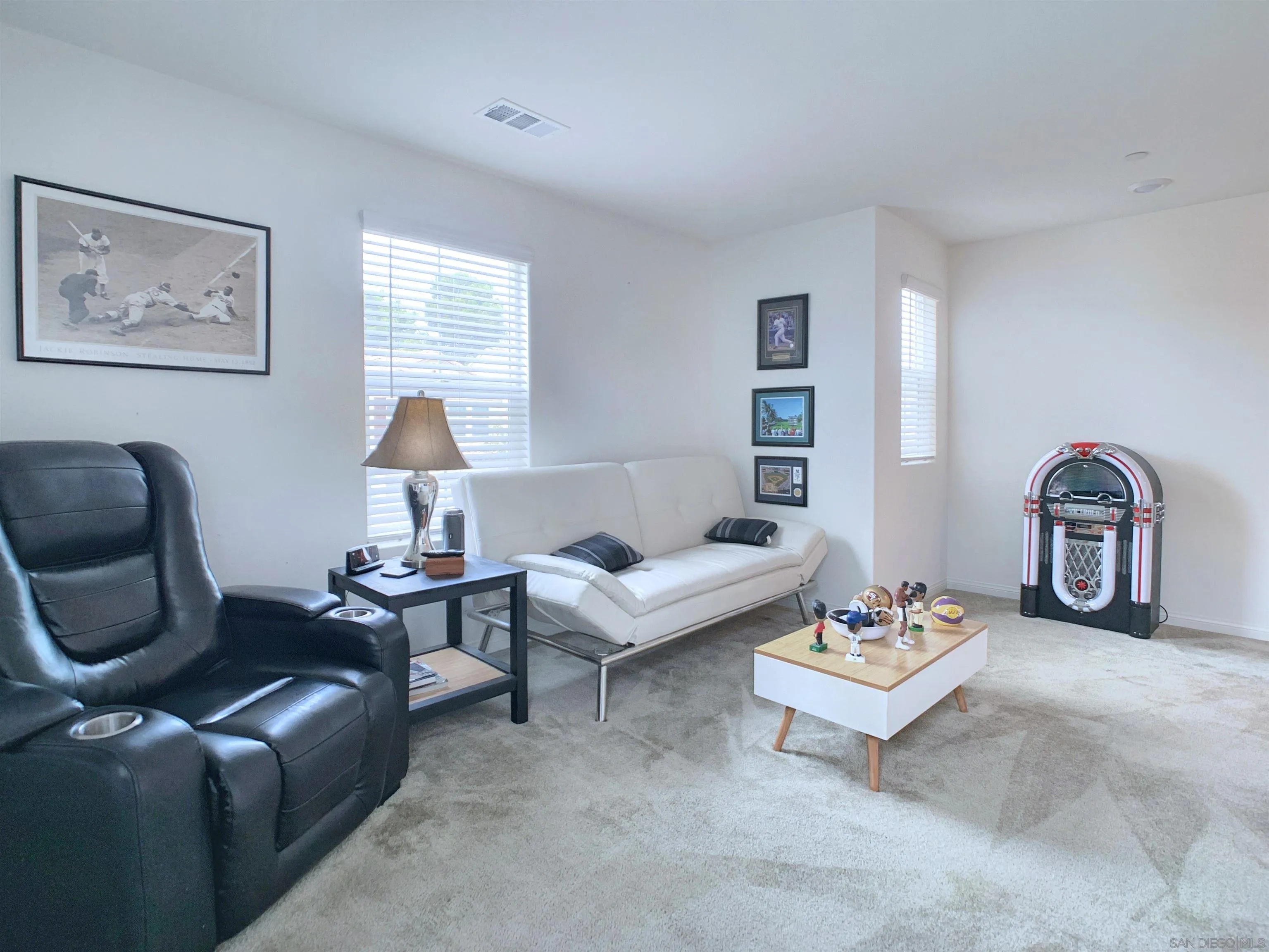 https://cdn.realtyfeed.com/cdn/127/260019217/57a2cccd64ea69e8ee79d26cf773475d.webp