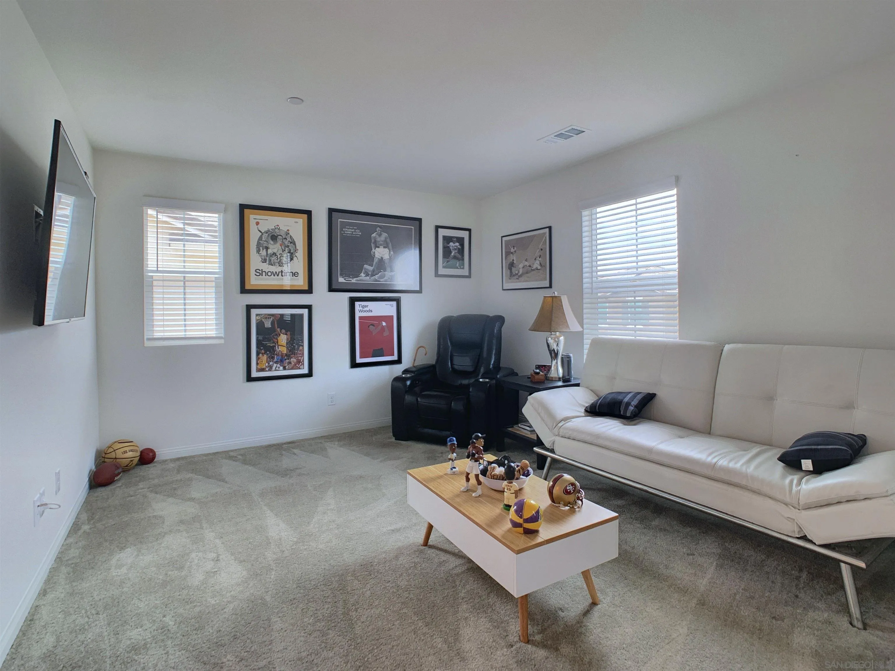https://cdn.realtyfeed.com/cdn/127/260019217/7c21d94f9e869fbc792ffdee2da32f34.webp