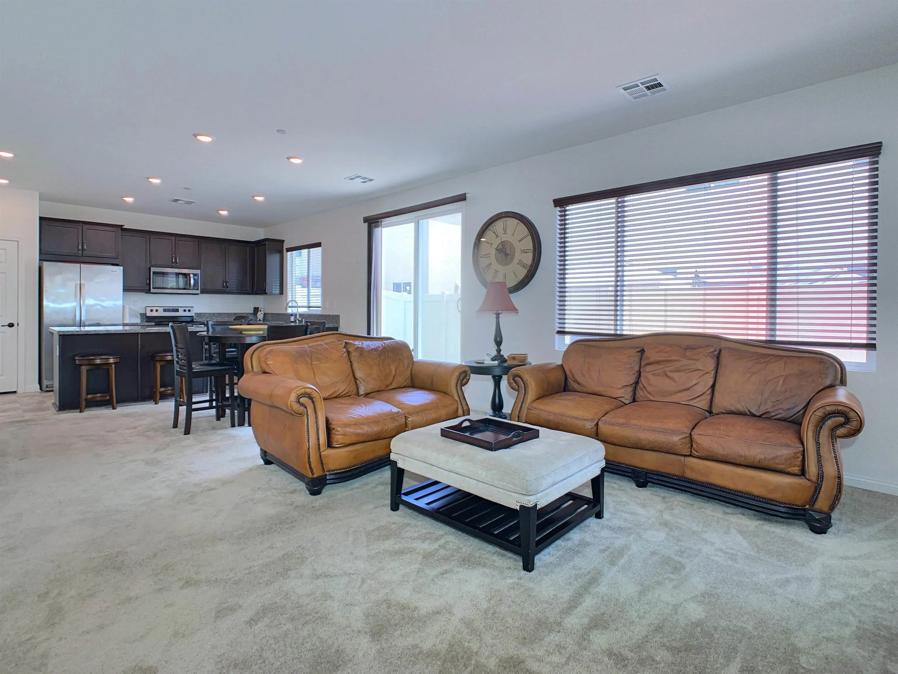 https://cdn.realtyfeed.com/cdn/127/260019217/a44aa90fd3e2ef4a554f443e37074ab5.webp