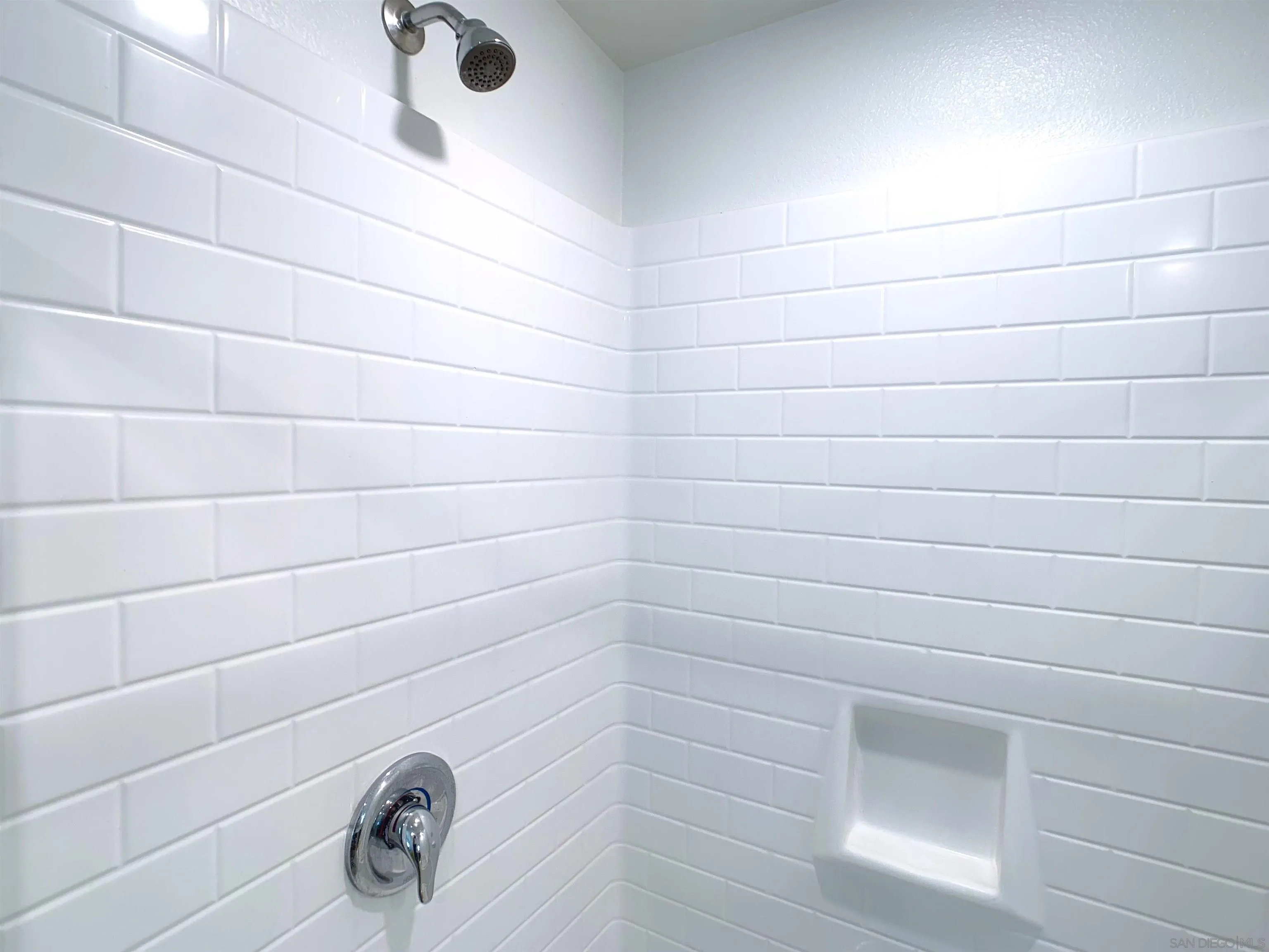 https://cdn.realtyfeed.com/cdn/127/260019217/e595167df78adc077fc45da26d74e017.webp