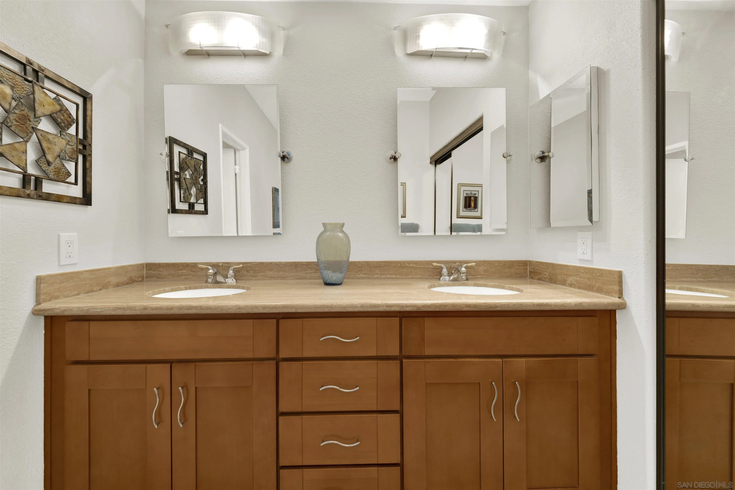 Photo #32: 260019219 Listing: Photo #32