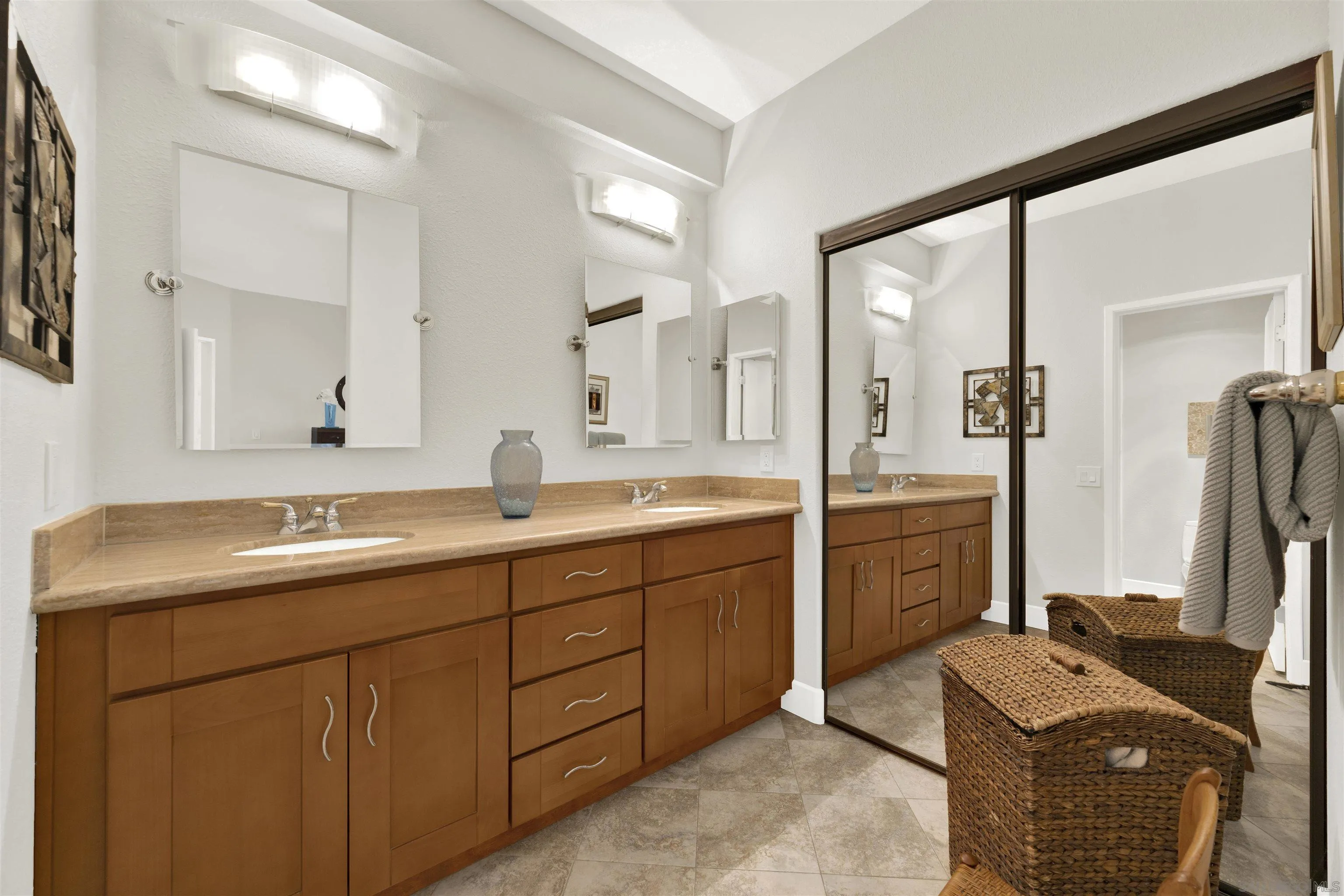 Photo #31: 260019219 Listing: Photo #31