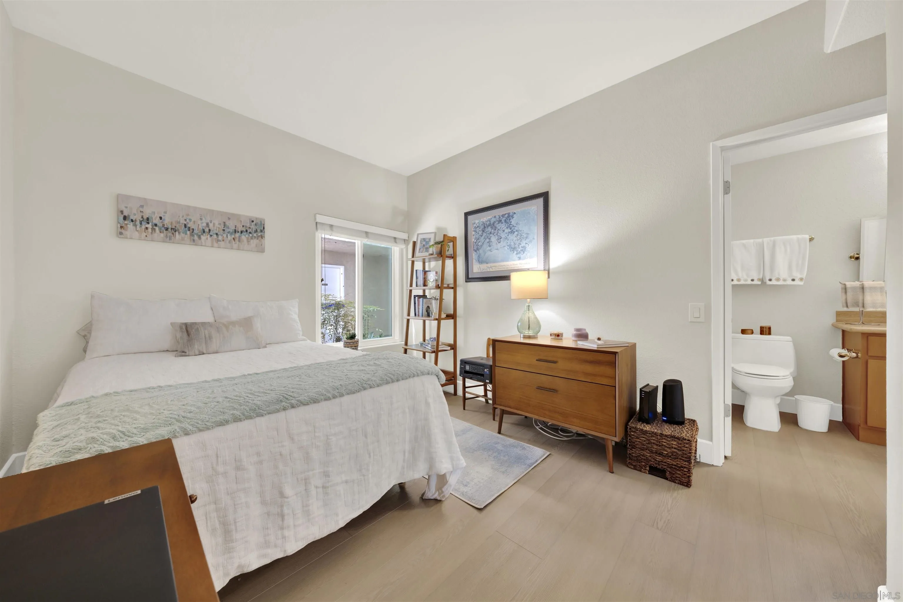 Photo #37: 260019219 Listing: Photo #37