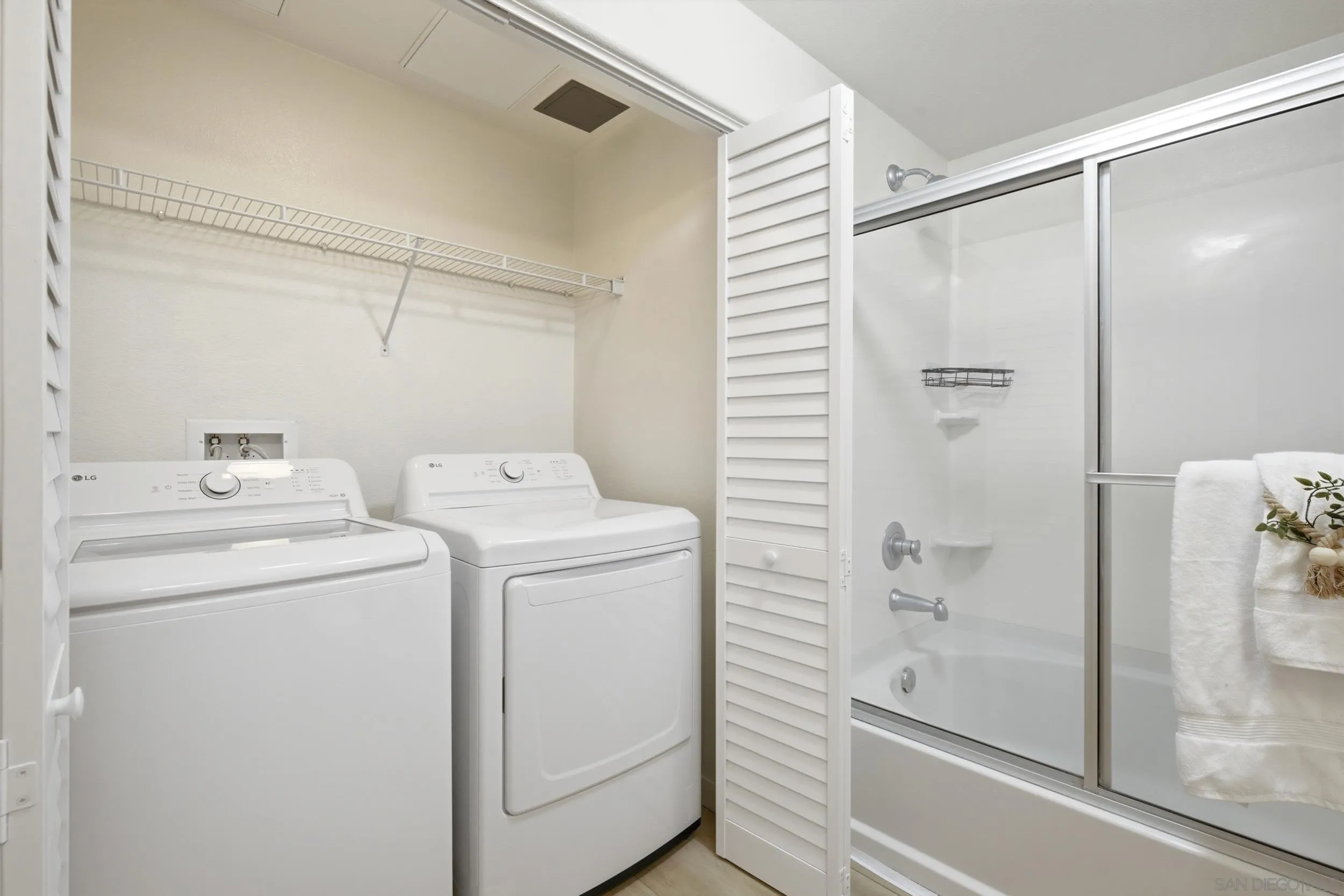 Photo #15: 260019220 Listing: Photo #15