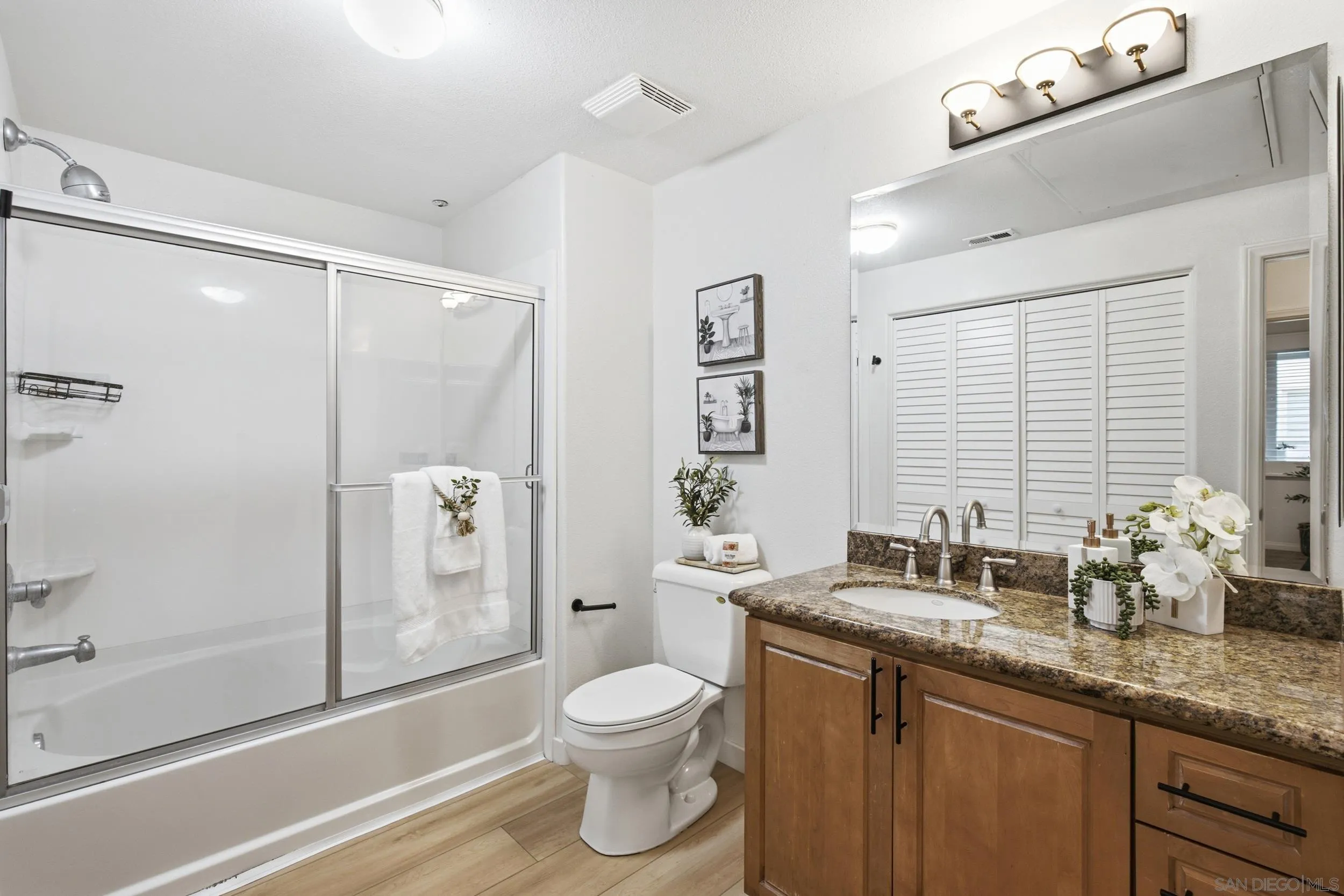 Photo #14: 260019220 Listing: Photo #14