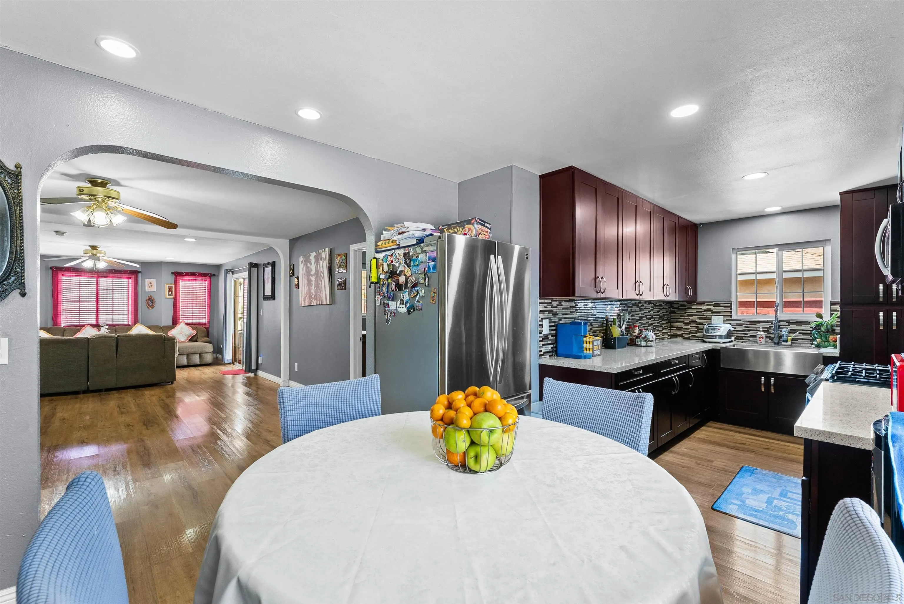 https://cdn.realtyfeed.com/cdn/127/260019221/24f9f81bfb9975b5d5af45be70fd1bd3.webp