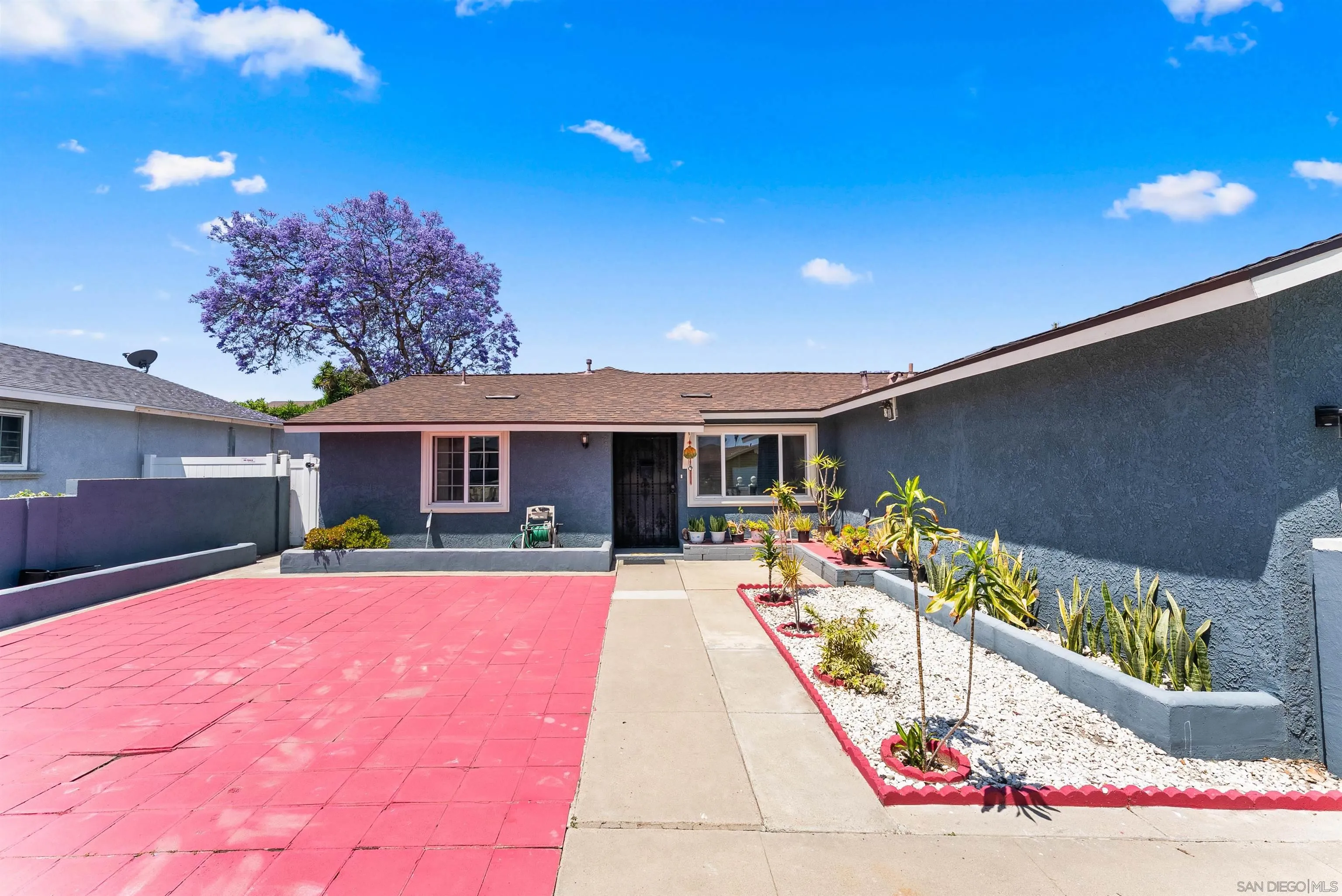 https://cdn.realtyfeed.com/cdn/127/260019221/4a9ed95c9b5bde1dd7ae6dcd9f9286ed.webp