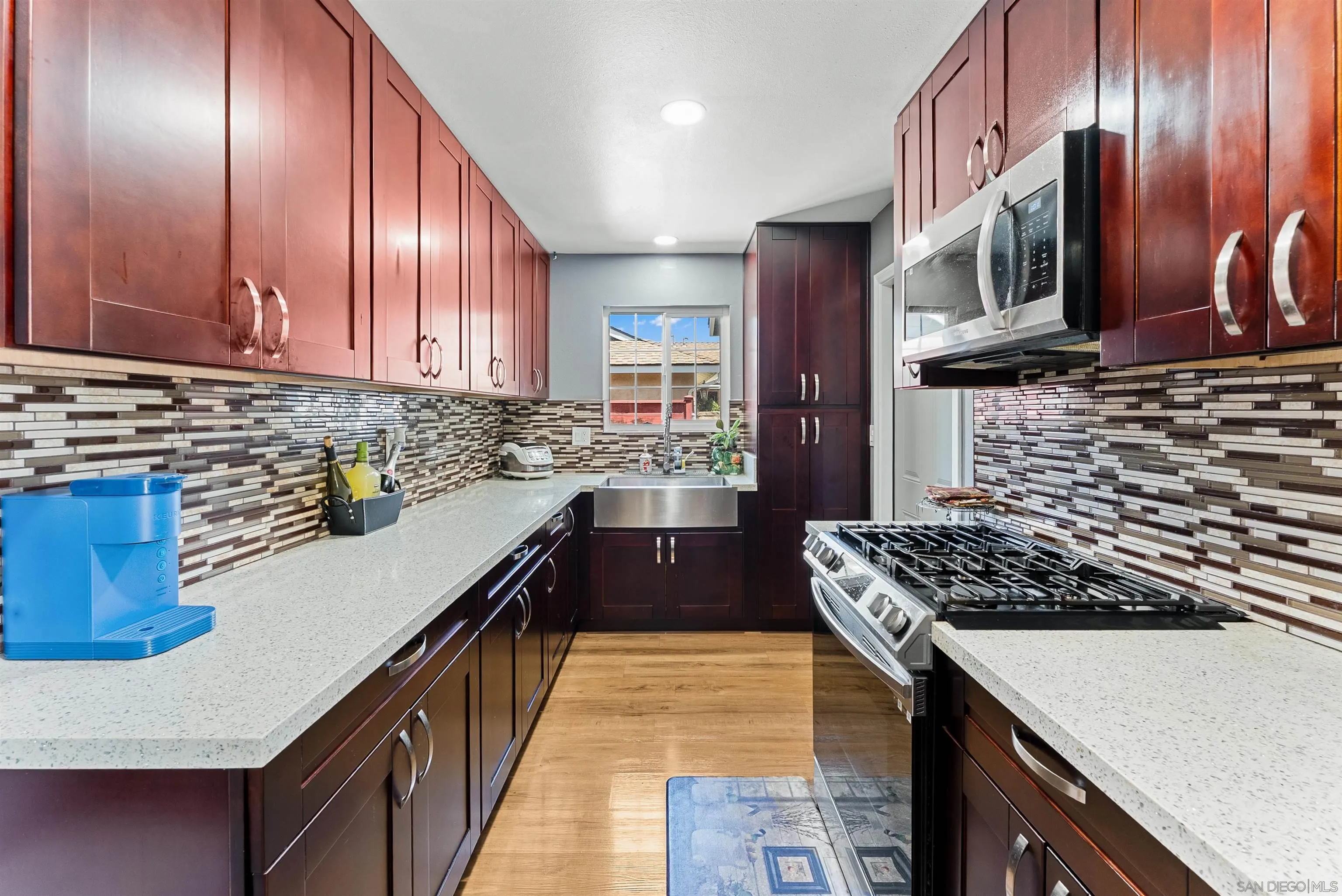 https://cdn.realtyfeed.com/cdn/127/260019221/bfb3c21c9538398def2d7668c6630e12.webp