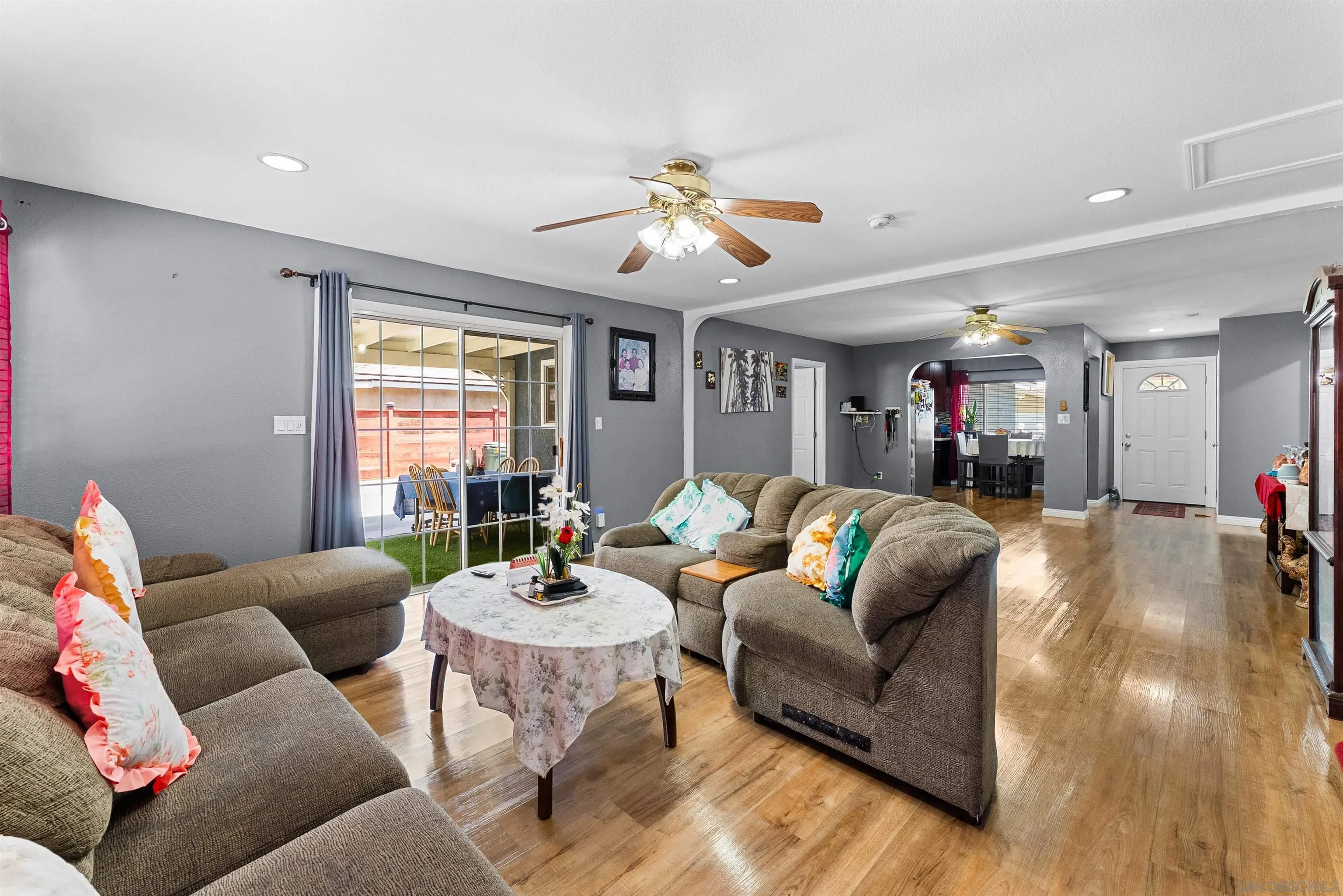 https://cdn.realtyfeed.com/cdn/127/260019221/cde9f5a975e92e1a0d8027e7ce154f42.webp
