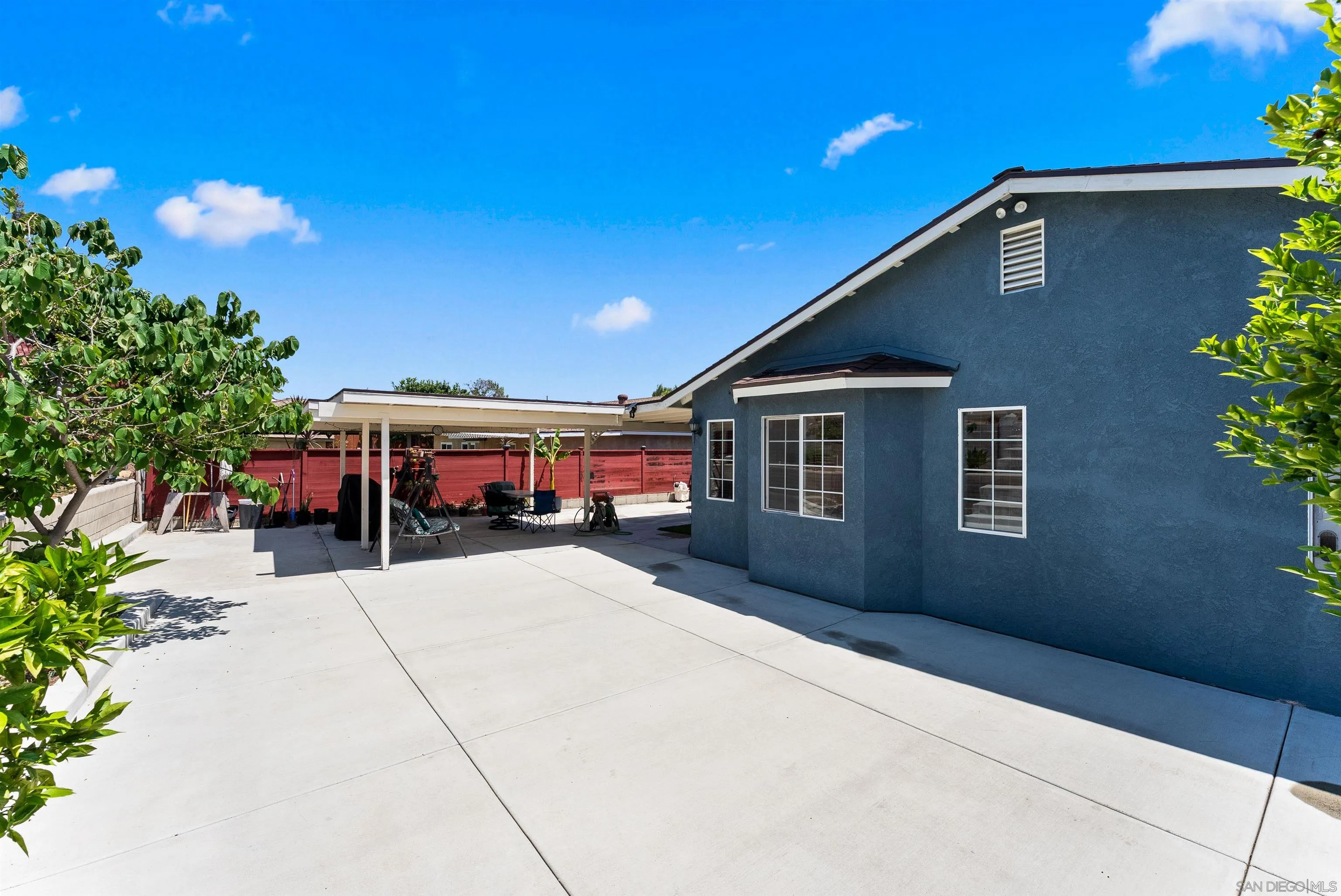 https://cdn.realtyfeed.com/cdn/127/260019221/dcfed164549388a8e76459dff1e3ab37.webp