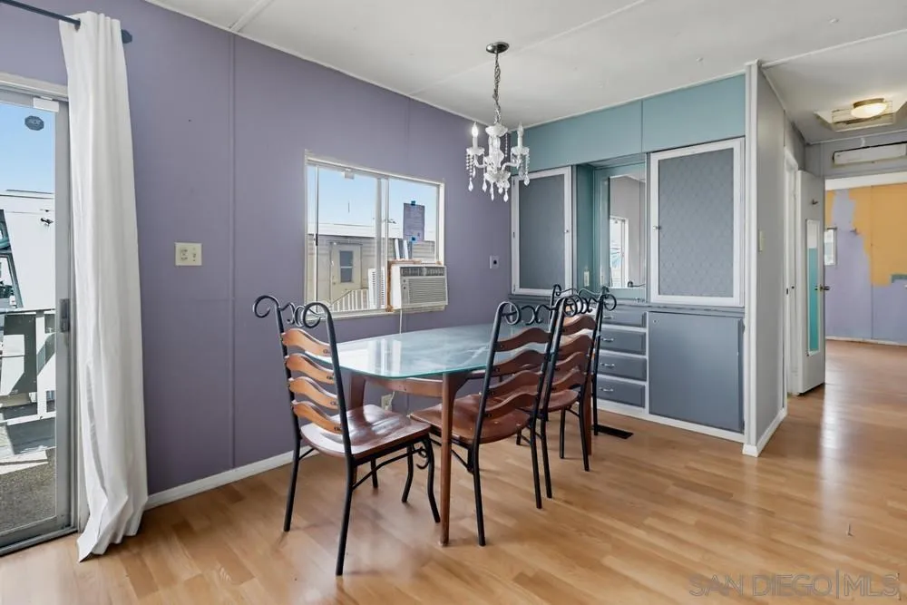 https://cdn.realtyfeed.com/cdn/127/260019222/4c3c40b20a1fd6c241484bd6c5e3d0cc.webp