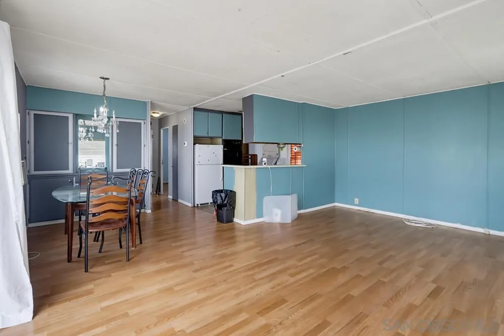 https://cdn.realtyfeed.com/cdn/127/260019222/f1d659ca4496de16fdbd581e06c8e6a1.webp