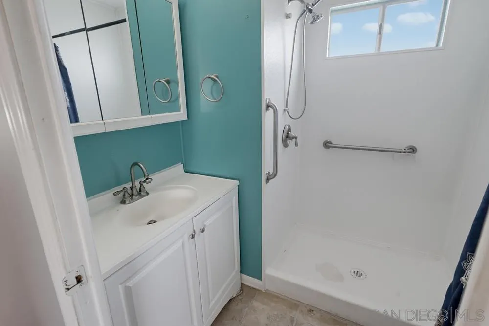 https://cdn.realtyfeed.com/cdn/127/260019222/fd236924a1d4e40257ed49c3f07413ac.webp
