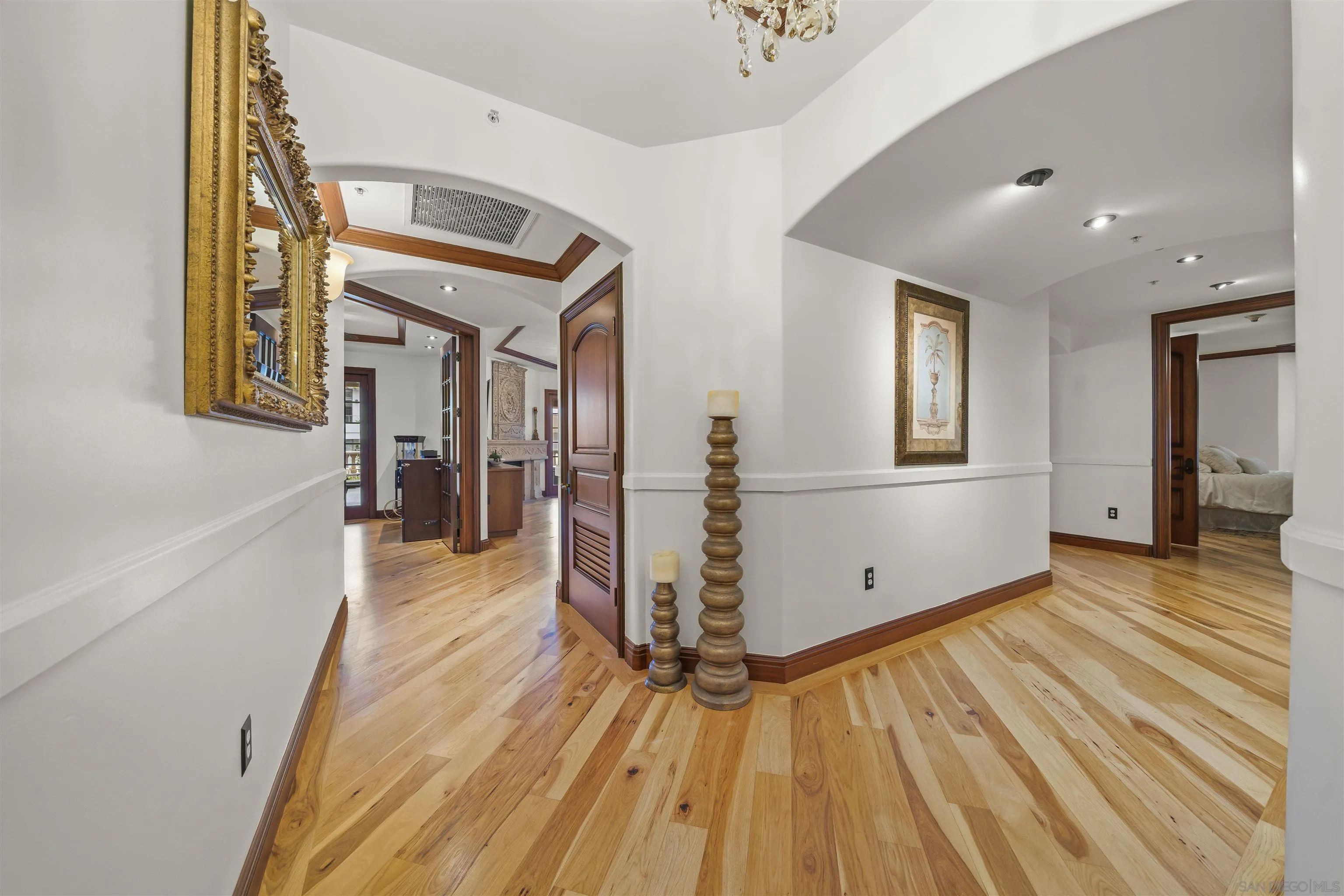 Photo #6: 260019223 Listing: Photo #6