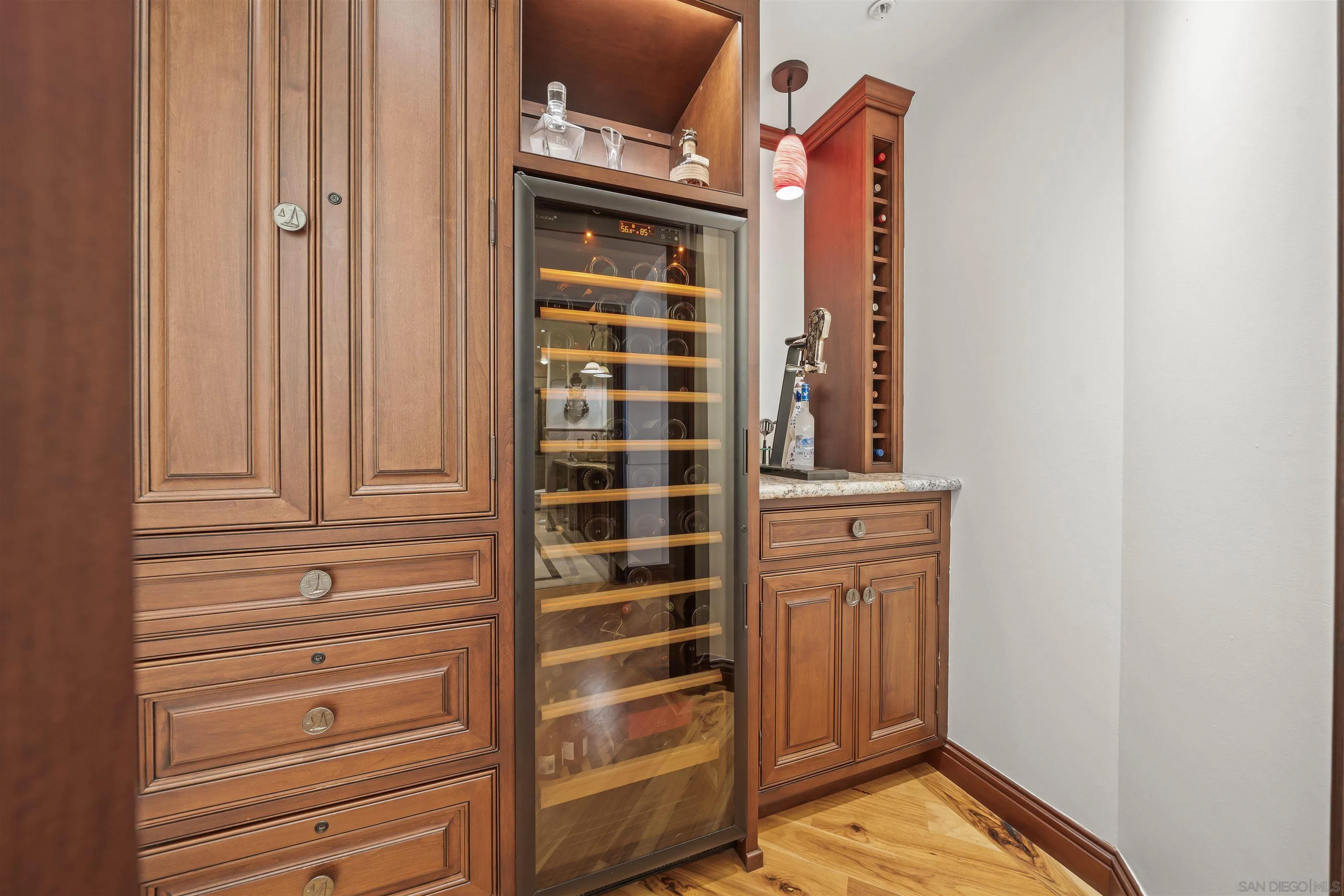Photo #27: 260019223 Listing: Photo #27