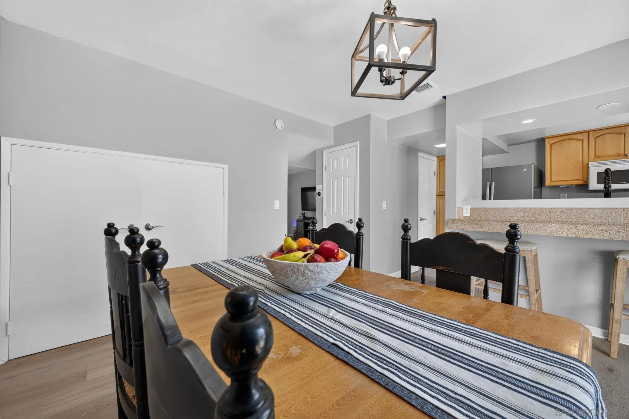 https://cdn.realtyfeed.com/cdn/127/260019224/26ead43d738d213b22db3fc8c8ad77fb.webp