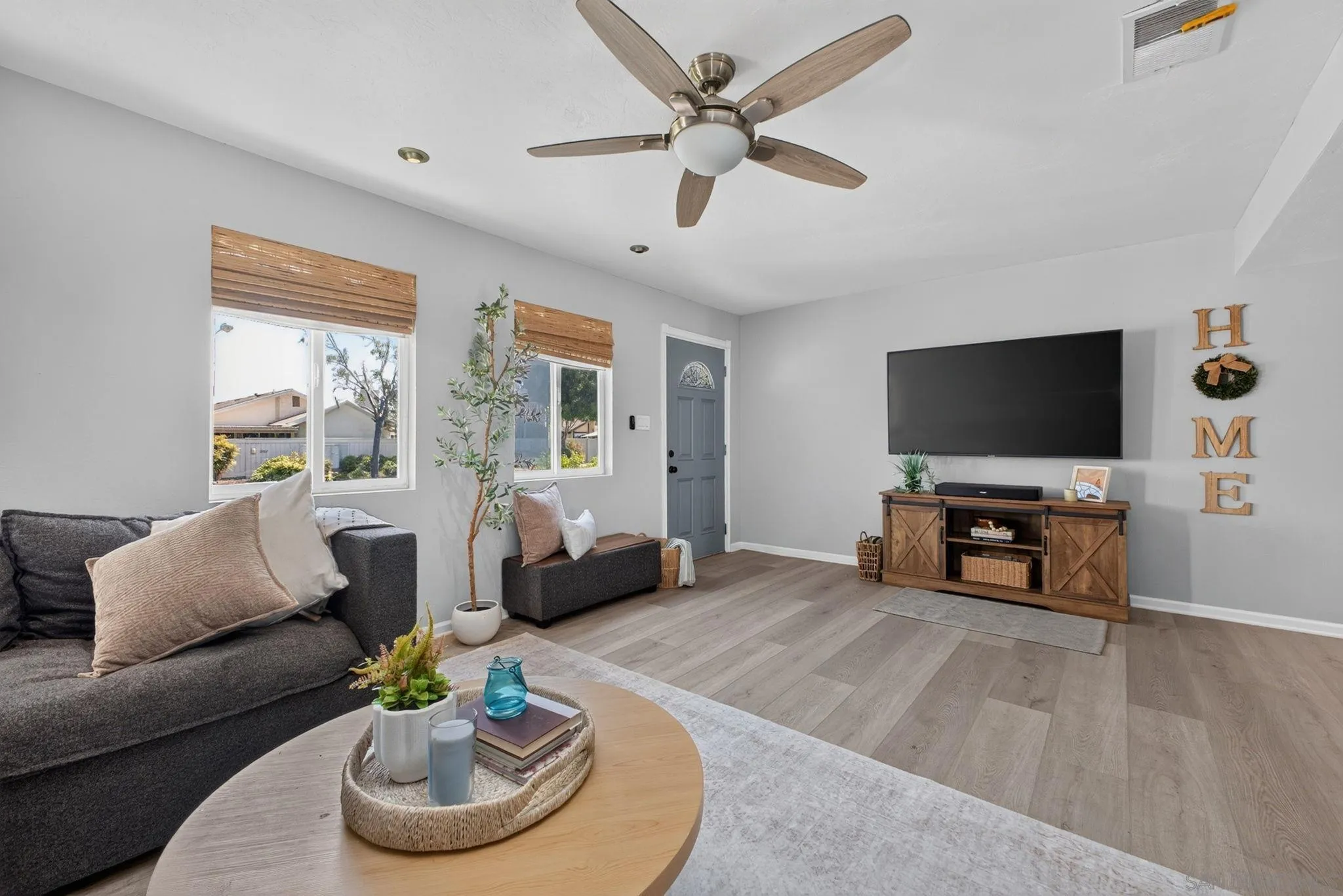 https://cdn.realtyfeed.com/cdn/127/260019224/72690ebaaf1dfafc9ea59ab2f9dc6b19.webp