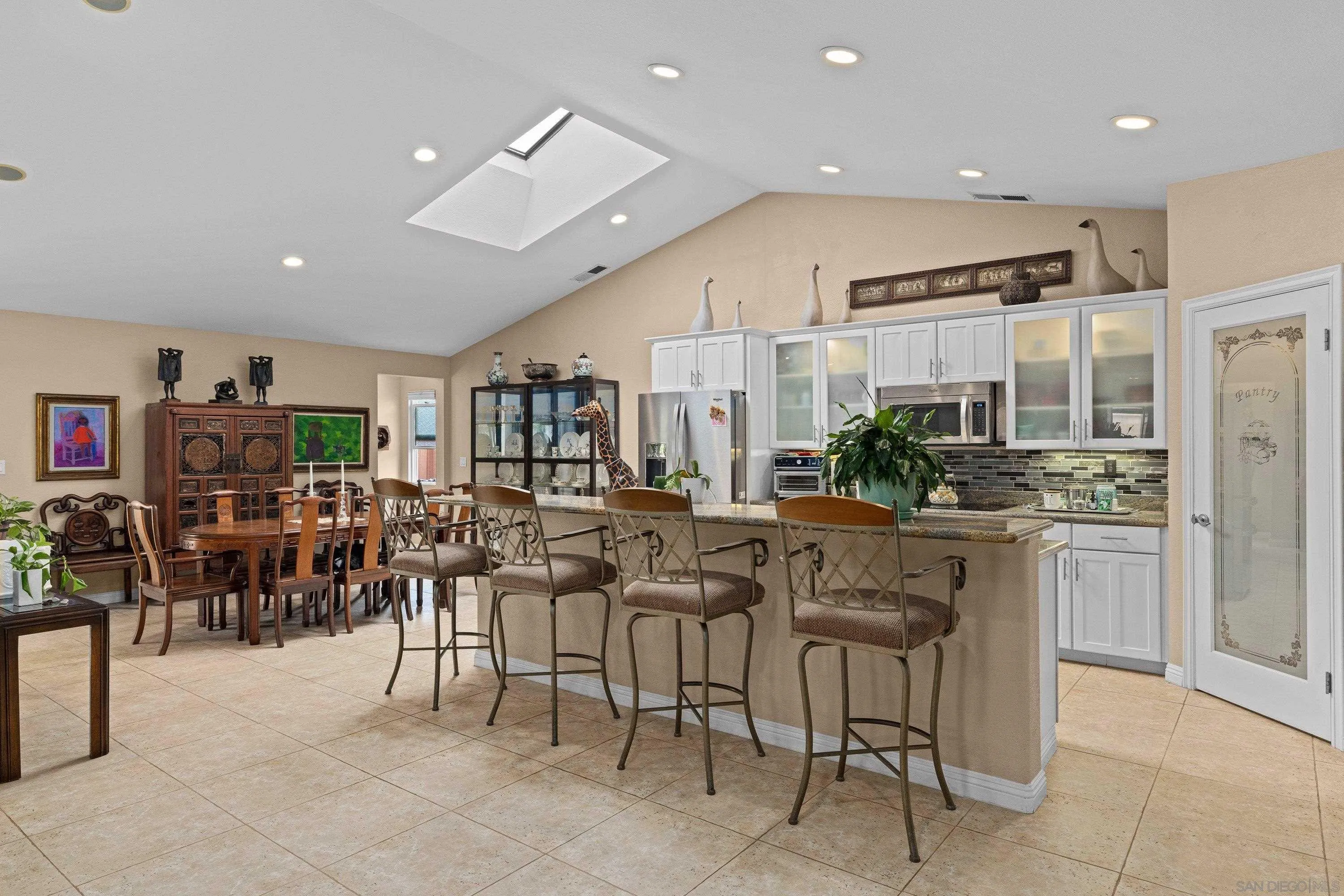 https://cdn.realtyfeed.com/cdn/127/260019225/4046dd819c05fc00e879bd83e61e4655.webp