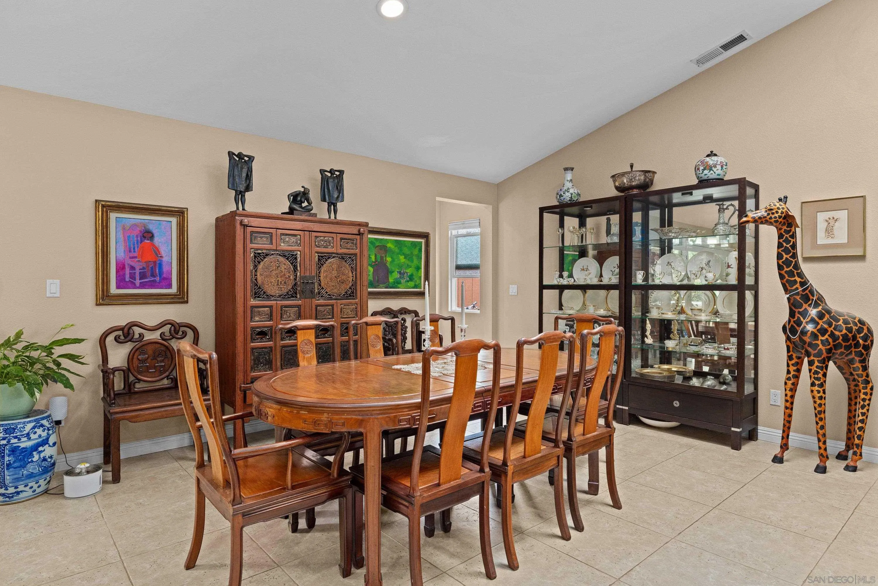 https://cdn.realtyfeed.com/cdn/127/260019225/5ad3a03c0744bcaca7dc4c93ad519918.webp