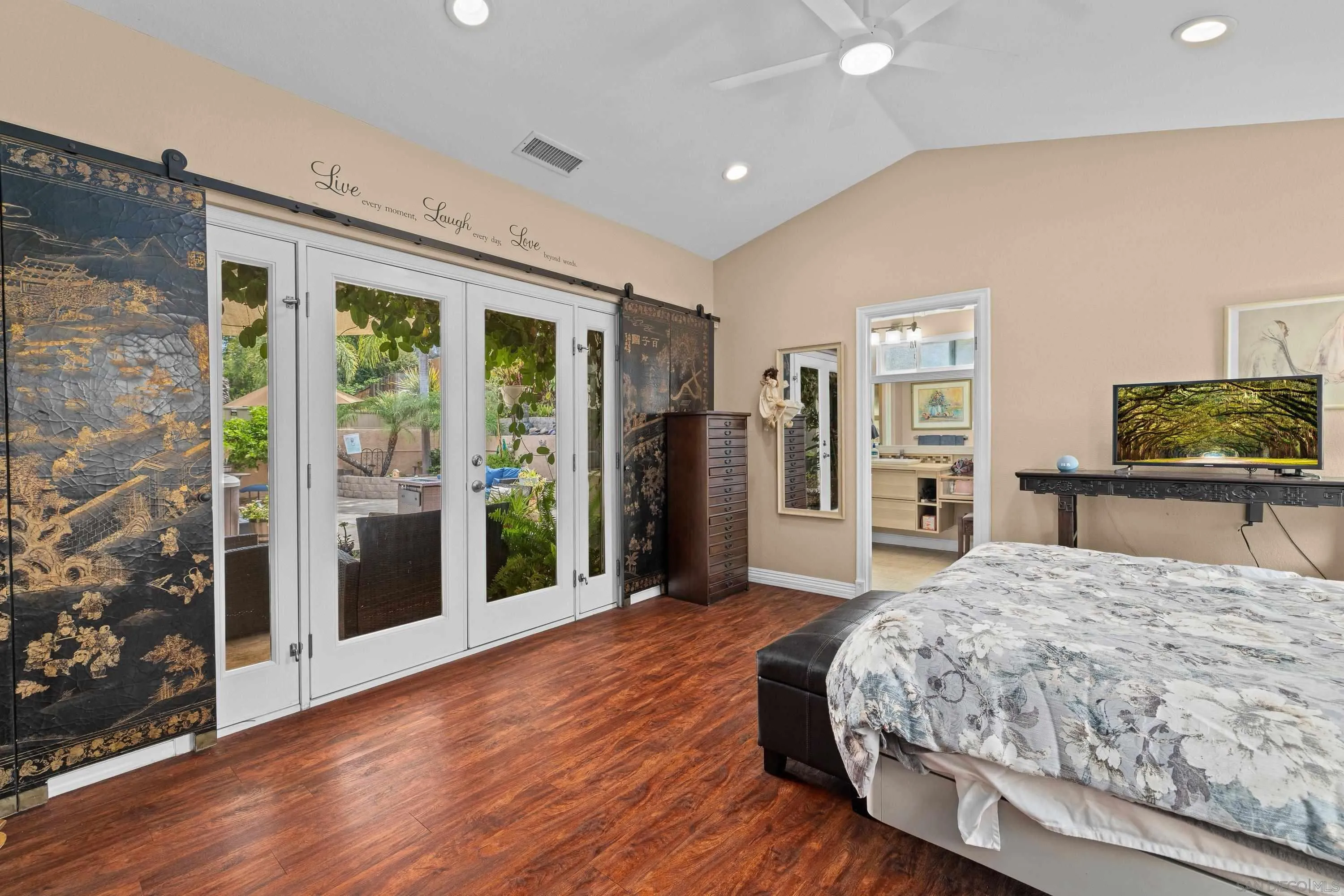 https://cdn.realtyfeed.com/cdn/127/260019225/95e854fad09905f5d3c1245a5b56a6db.webp