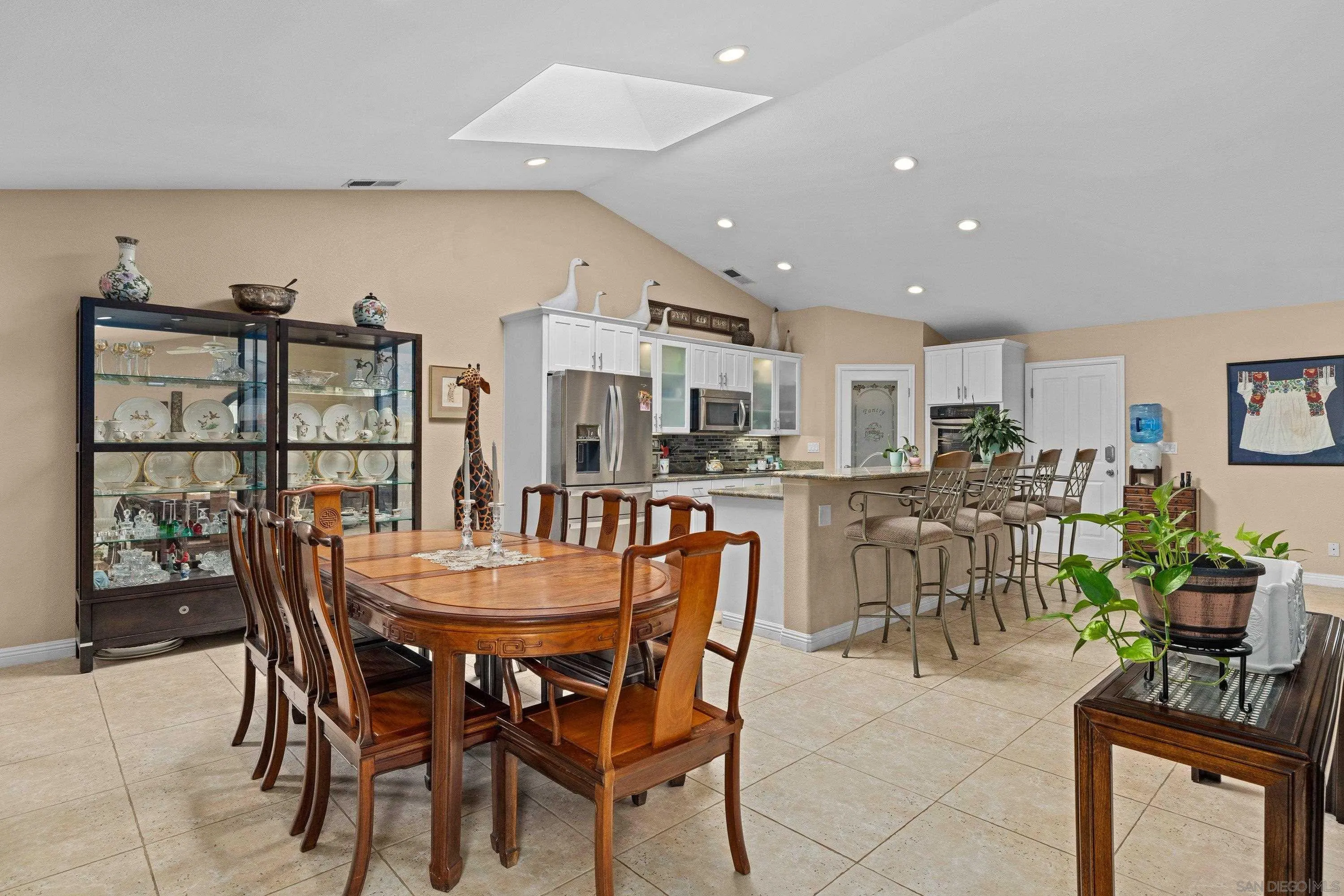 https://cdn.realtyfeed.com/cdn/127/260019225/ae6ef5d3ab07e87b4f31881ba15a495e.webp