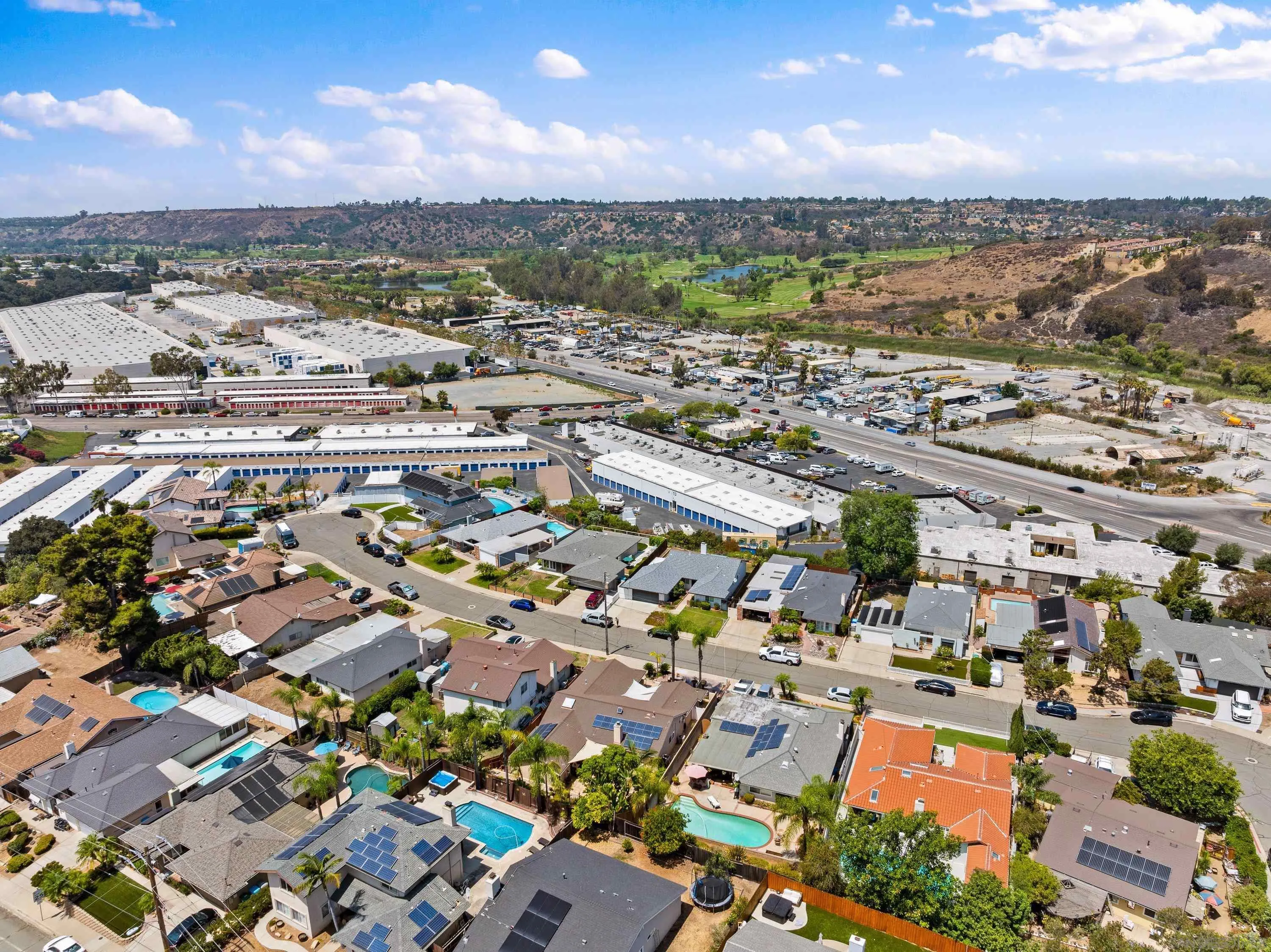 https://cdn.realtyfeed.com/cdn/127/260019225/cc5642aee352be2235516b9dcbde23ef.webp