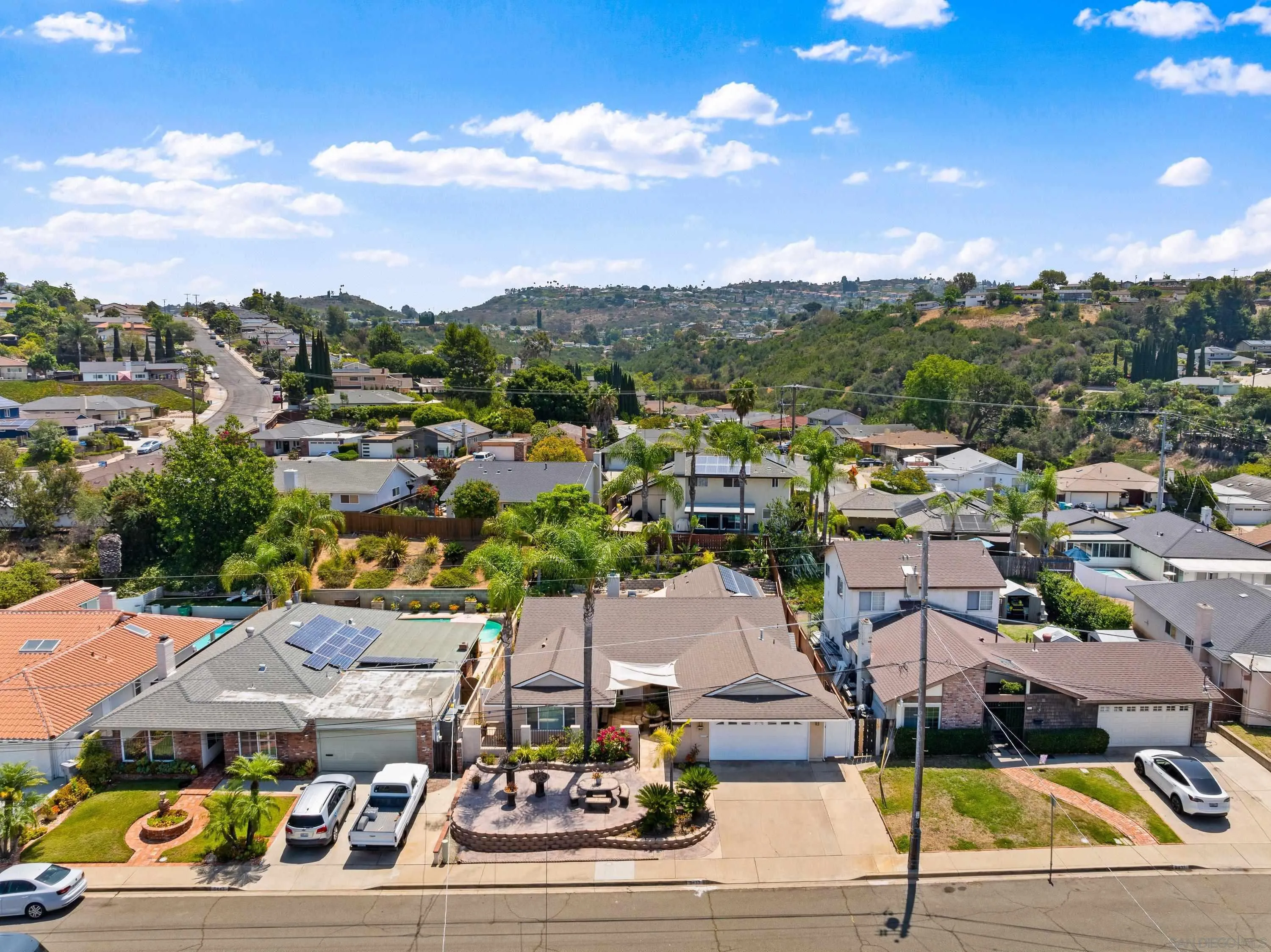 https://cdn.realtyfeed.com/cdn/127/260019225/d1f24bd71204bc8dd18f93dda125739a.webp