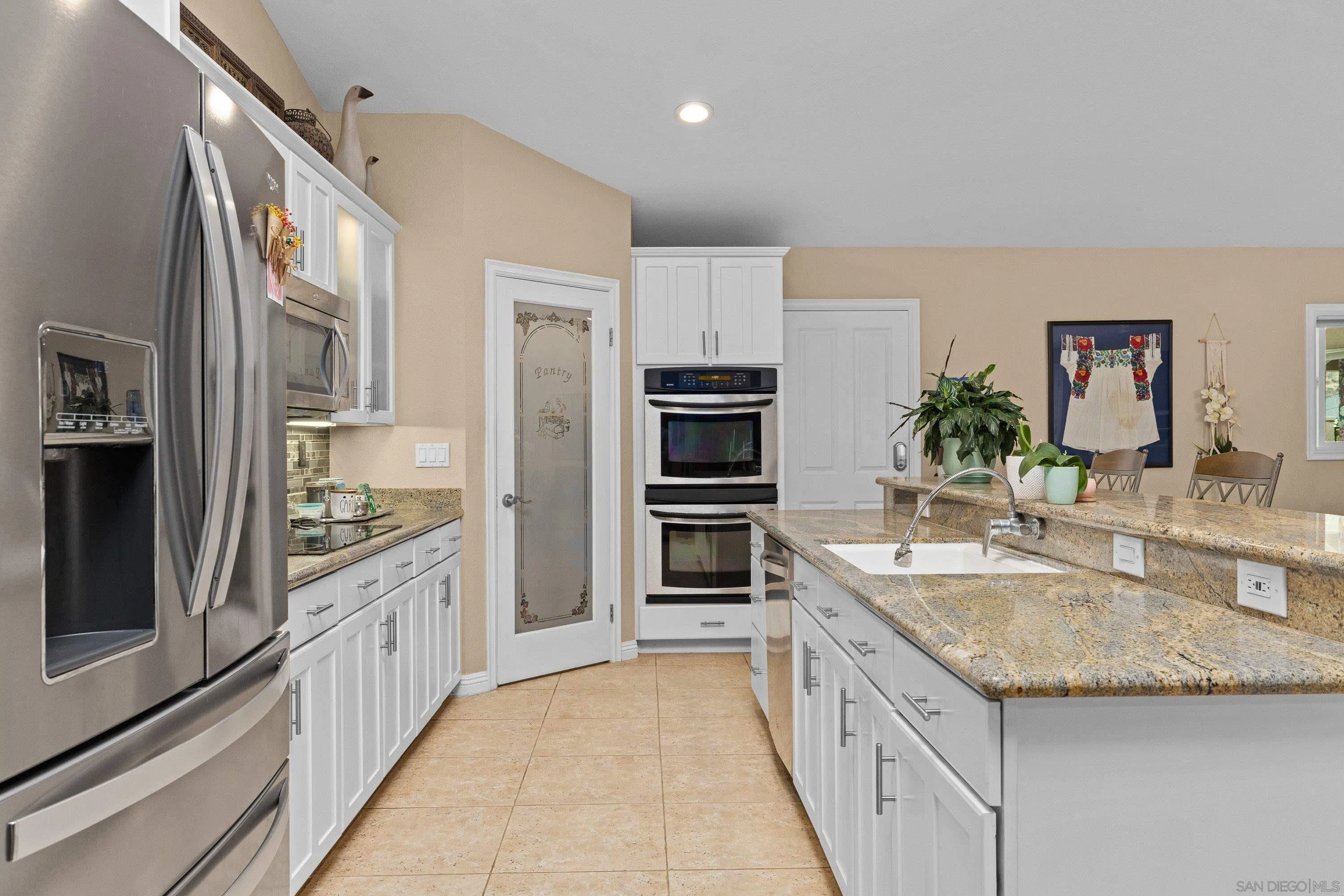 https://cdn.realtyfeed.com/cdn/127/260019225/db07dc52cb5be2950c2d991cfad6c17b.webp