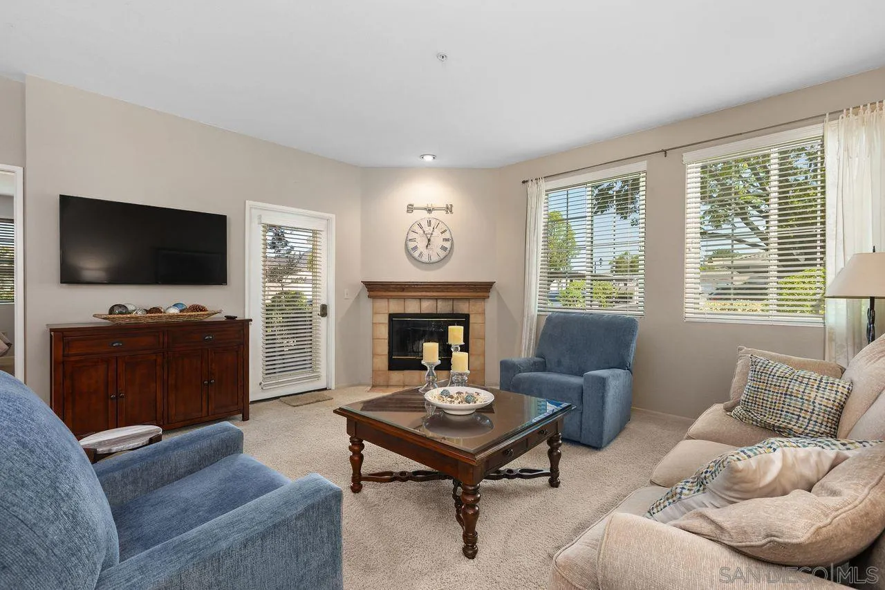 https://cdn.realtyfeed.com/cdn/127/260019227/f07174fc3b190fb697ec5dba4f168b51.webp