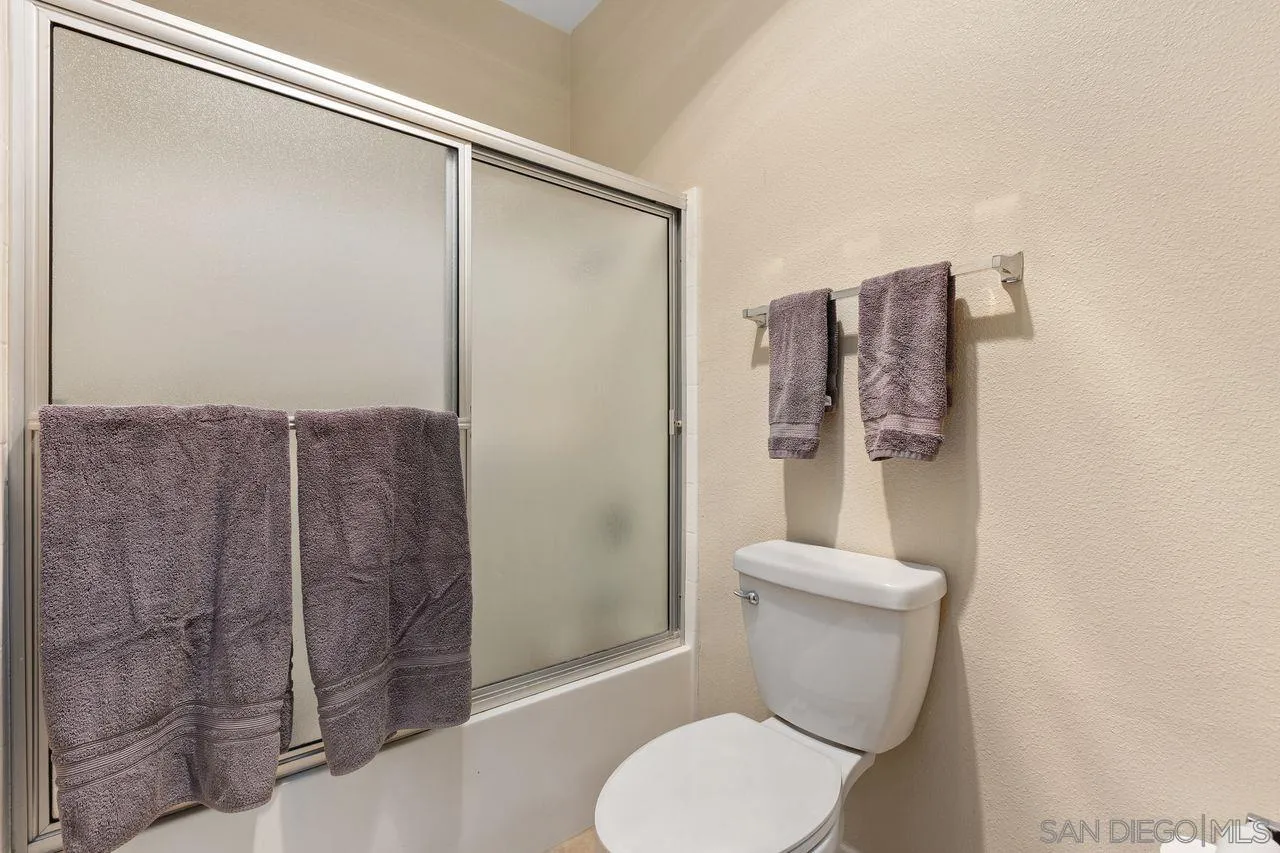 https://cdn.realtyfeed.com/cdn/127/260019227/fbf76a2f395662c112daf085f1664d50.webp