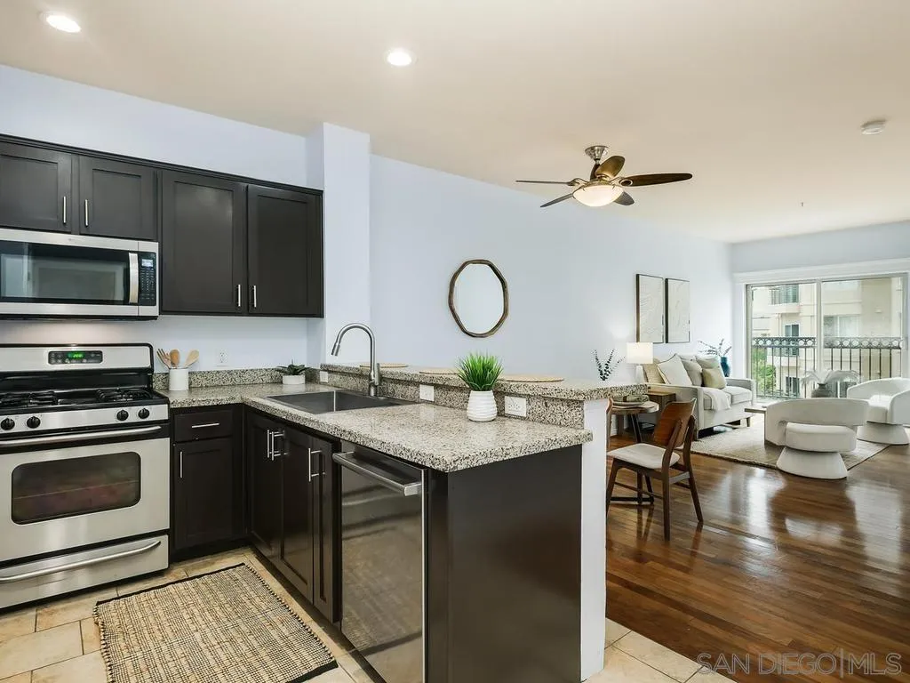 Photo #2: 260019228 Listing: Photo #2