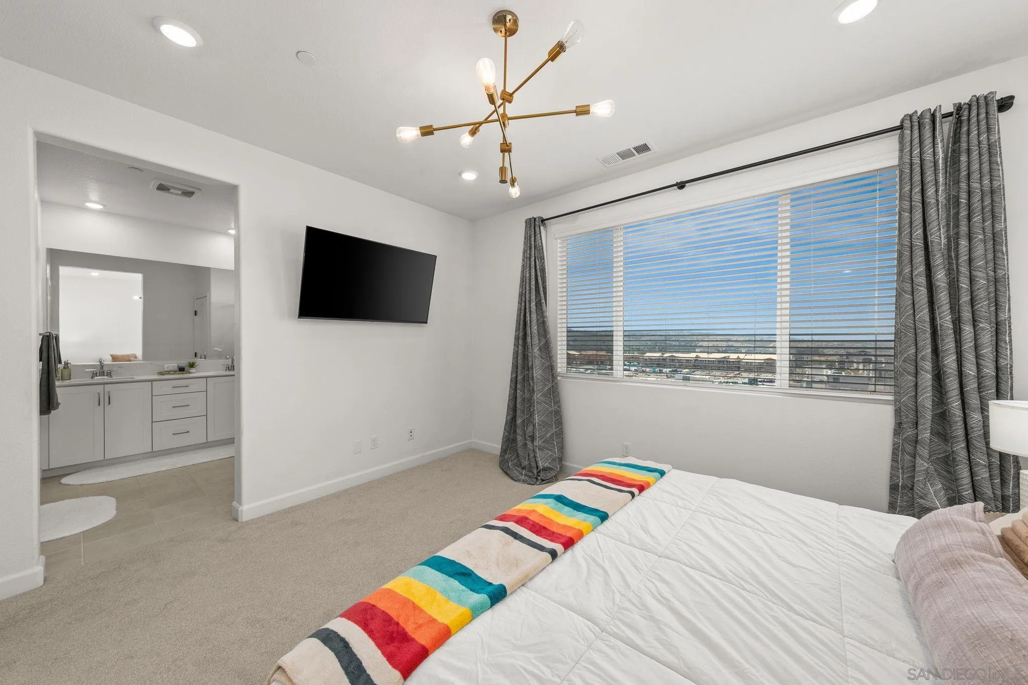 Photo #22: 260019230 Listing: Photo #22