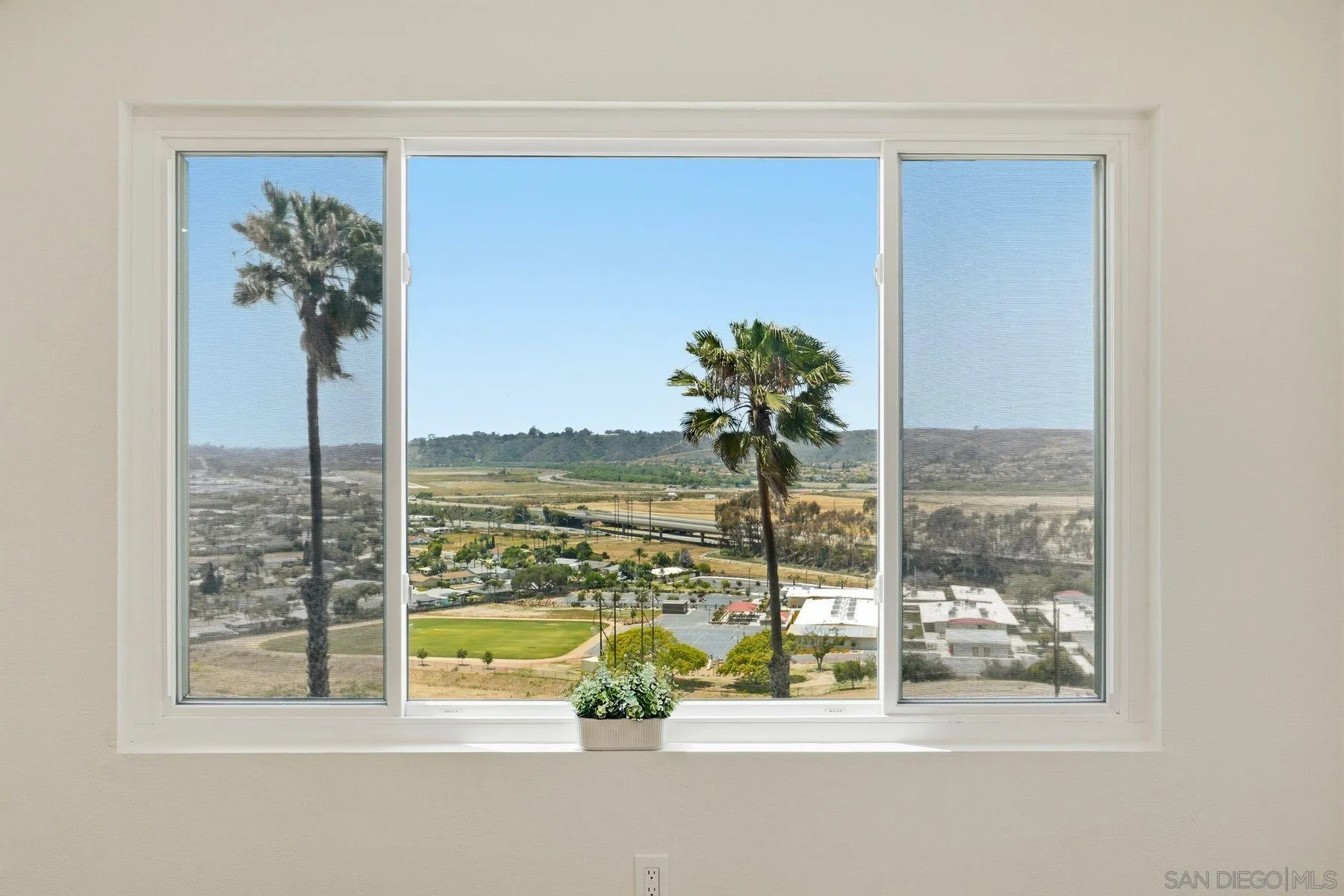 Photo #19: 260019231 Listing: Photo #19