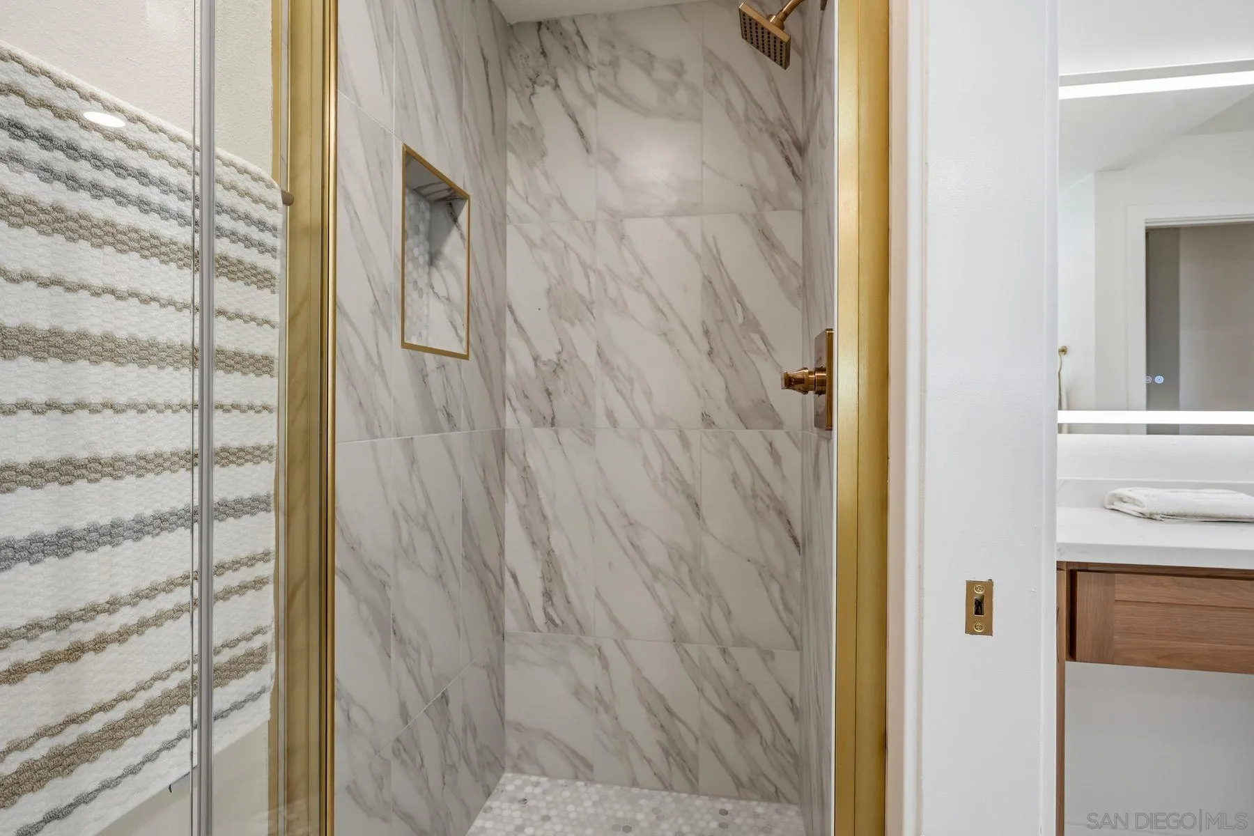 Photo #16: 260019231 Listing: Photo #16